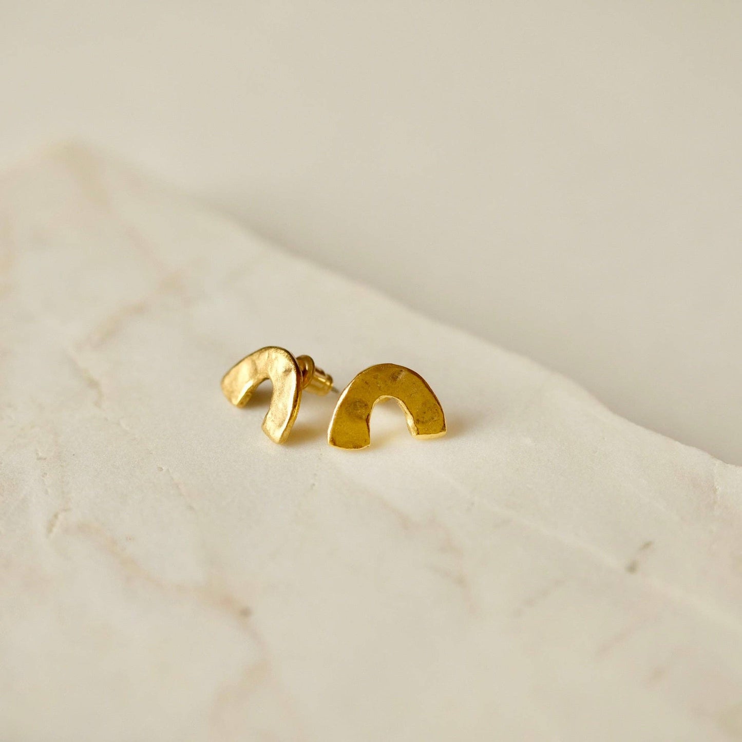 Tilly Doro • Arc studs