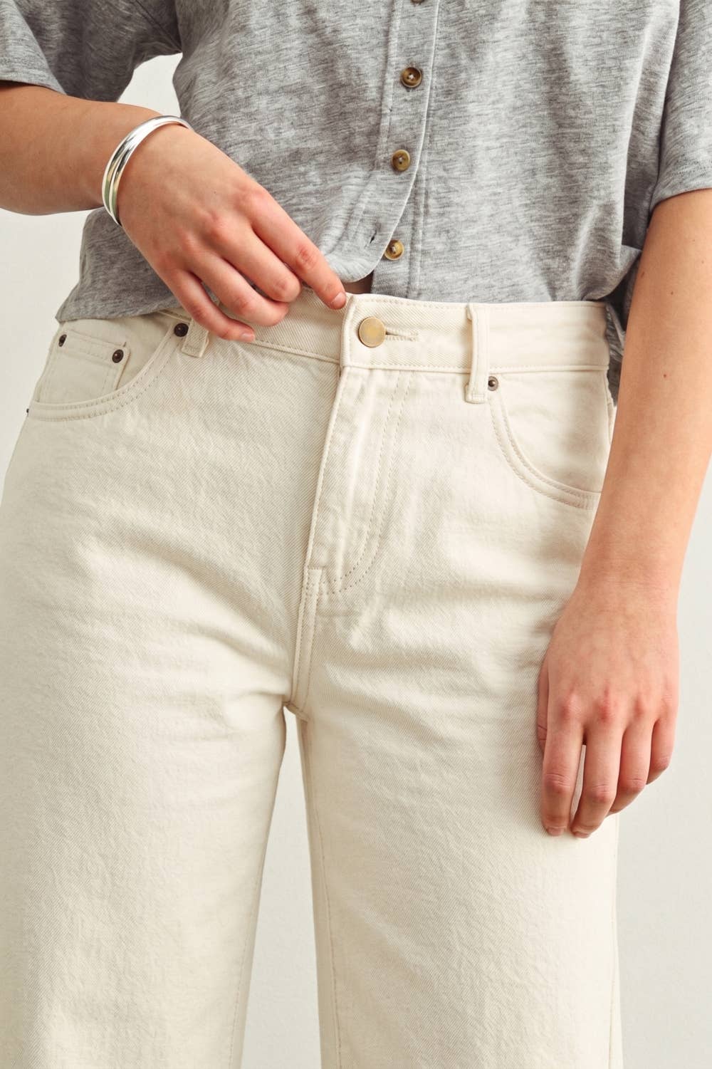 Relaxed Regular Wide Leg Jeans • Ecru