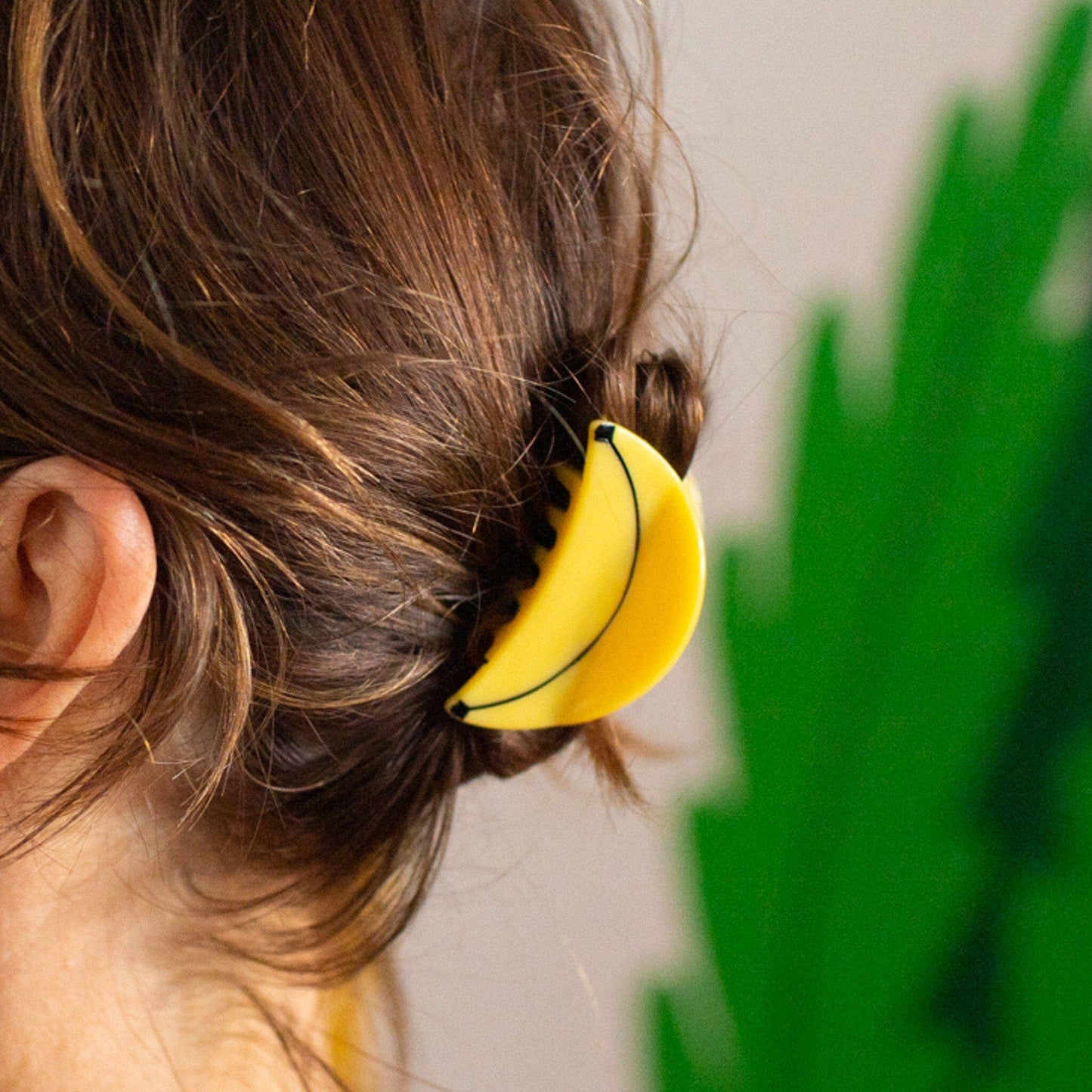 Jenny Lemons • Mini Banana Hair Claw