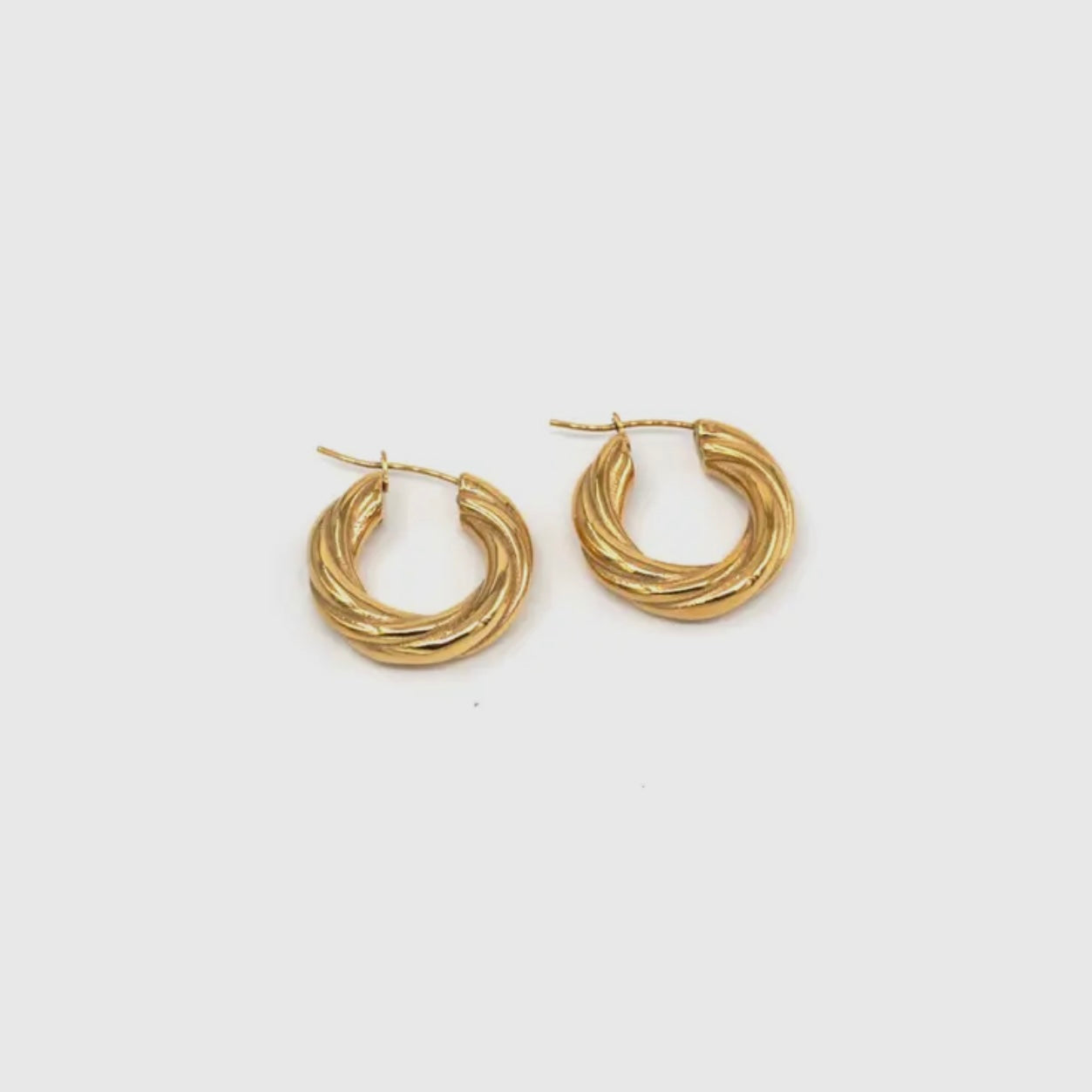 Chunky Kailee Hoop Earrings • Plated Gold