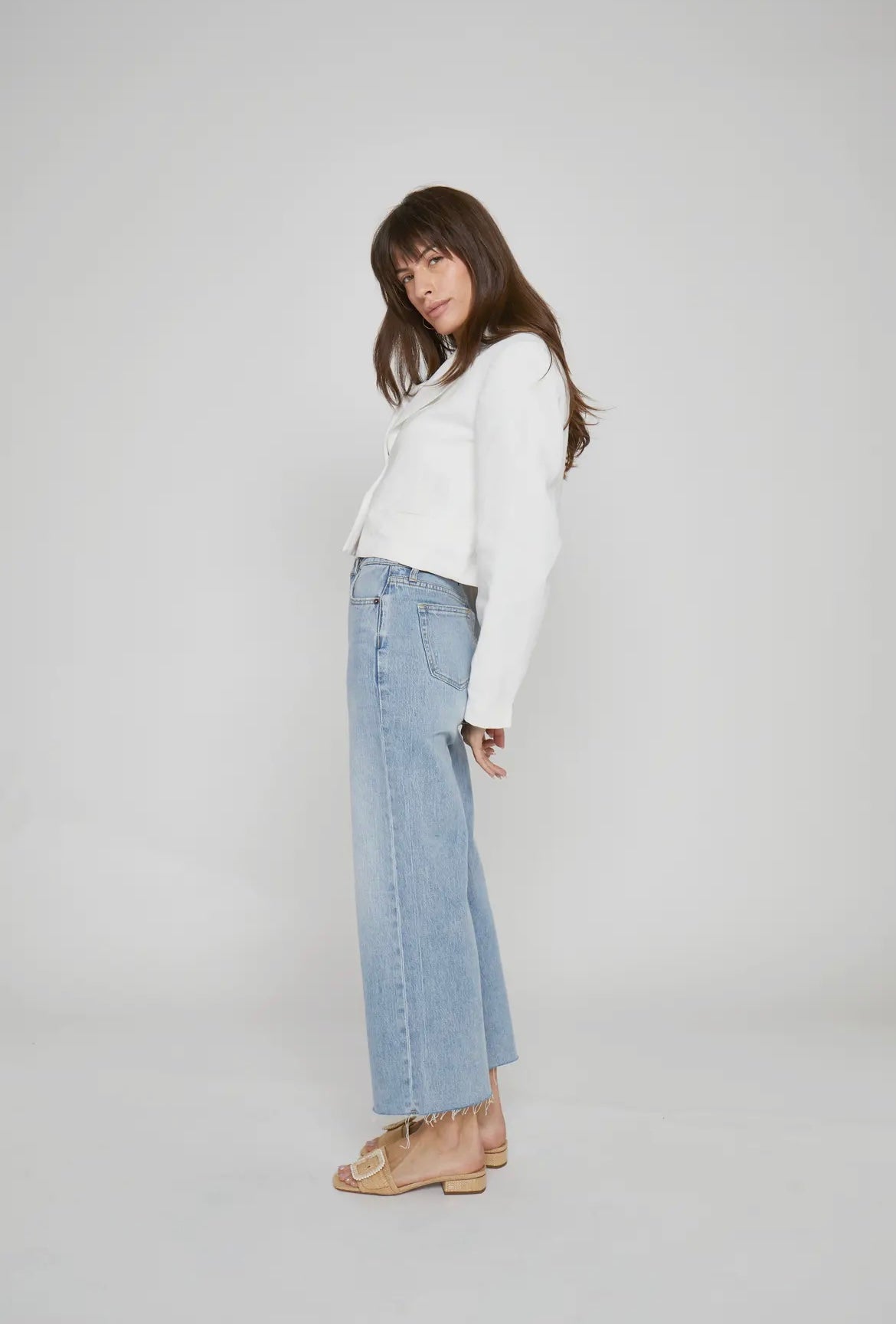 Oliver Logan • Aberdeen High Rise Jean• Light Indigo Wash