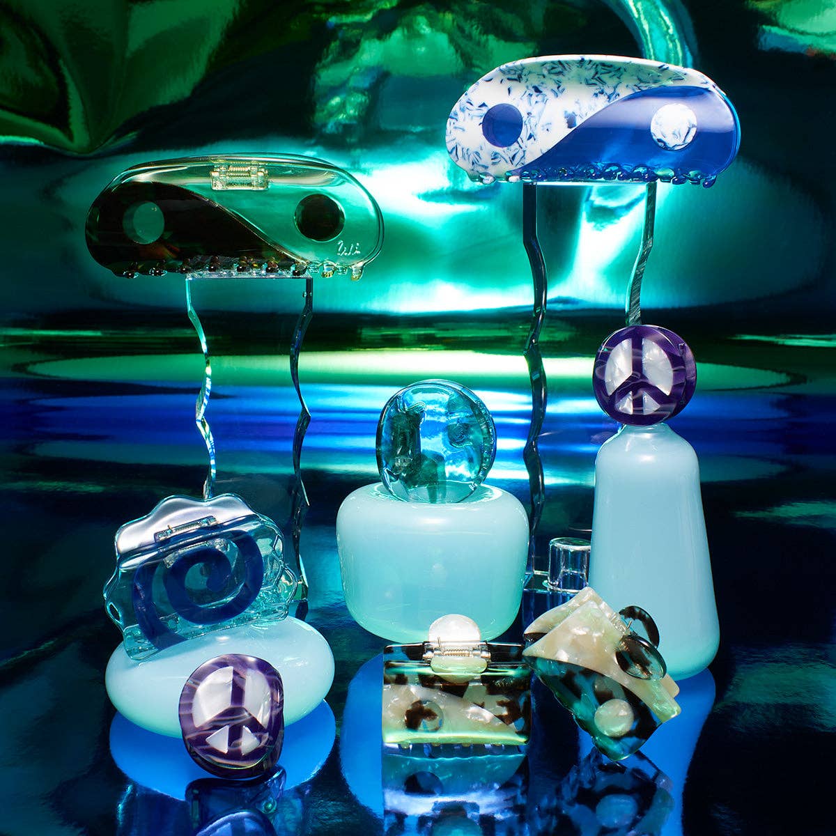 Peace Sign Mini Hair Claw • Purple