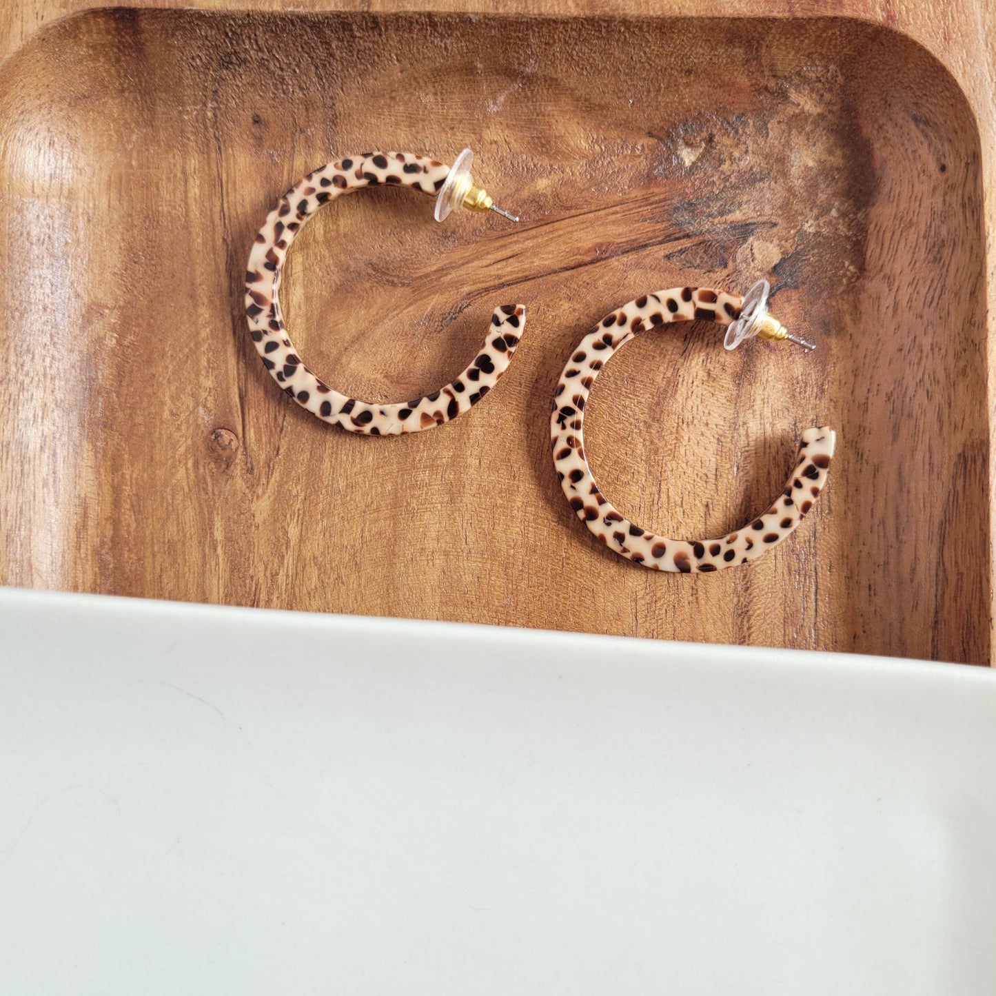 Camy Hoops • Brown Dot