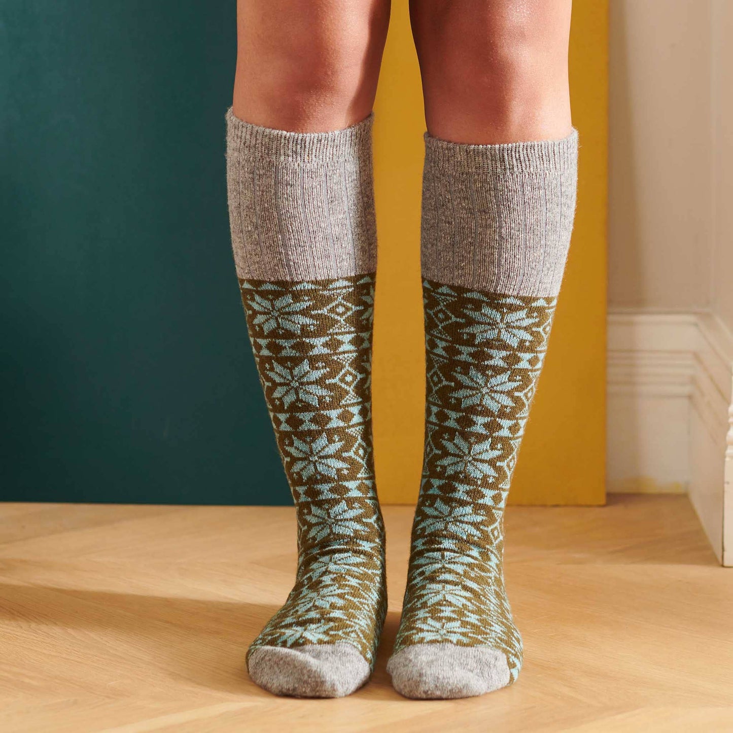 Women's Lambswool Boot Long Socks Fair Isle Green