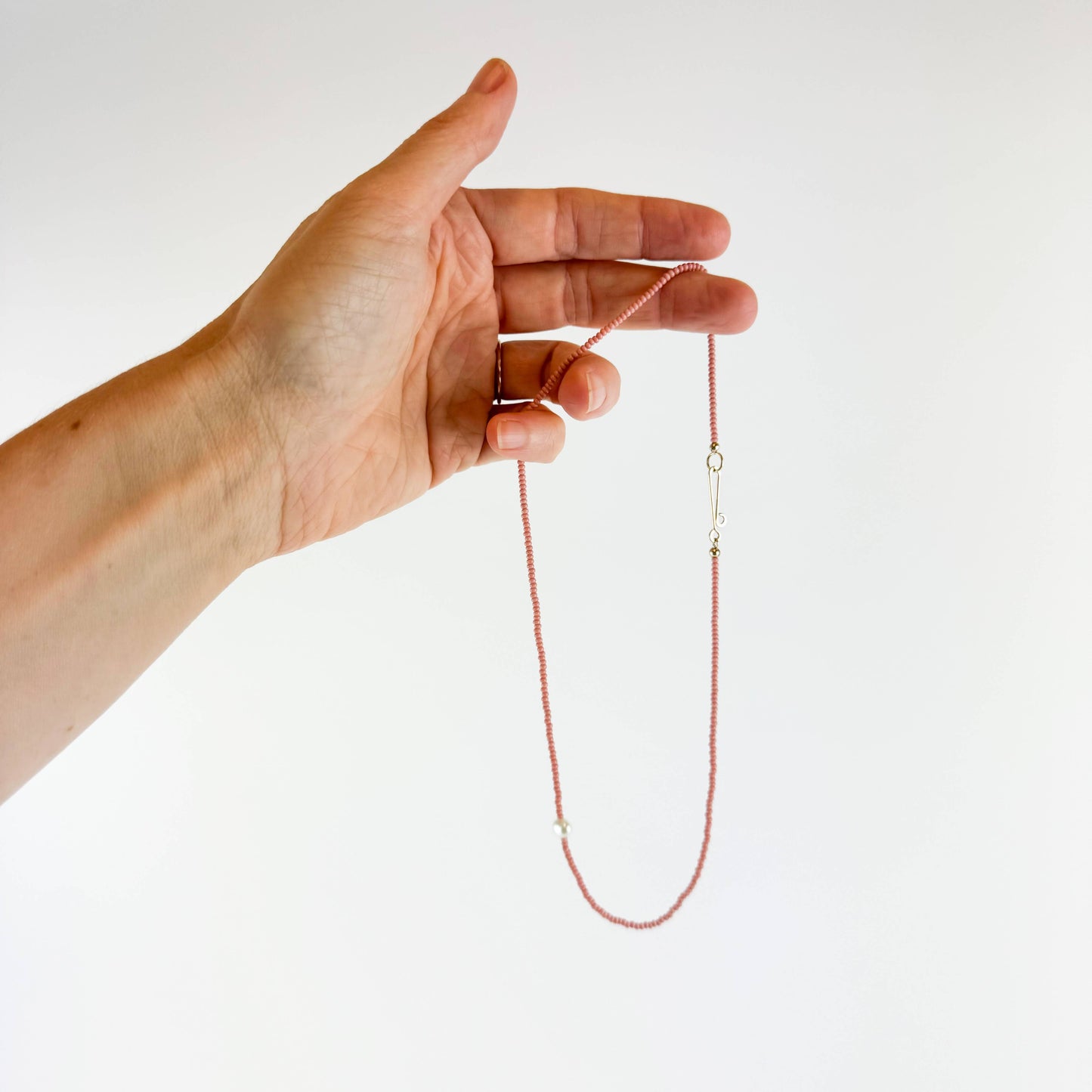 The Khadi Seed Bead Pearl Necklace • Mauve