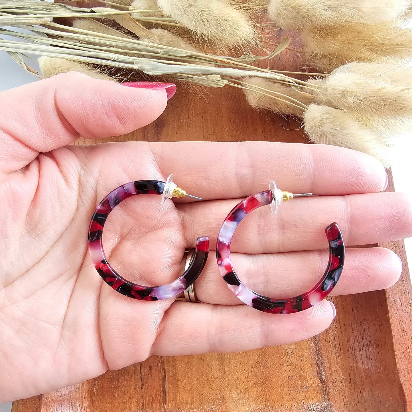 Camy Hoops • Burgundy