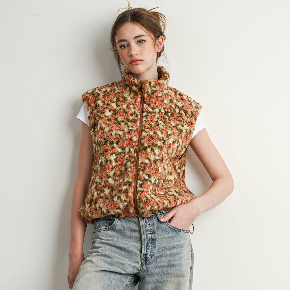 Ditsy Floral Sherpa Fleece Vest • Tan