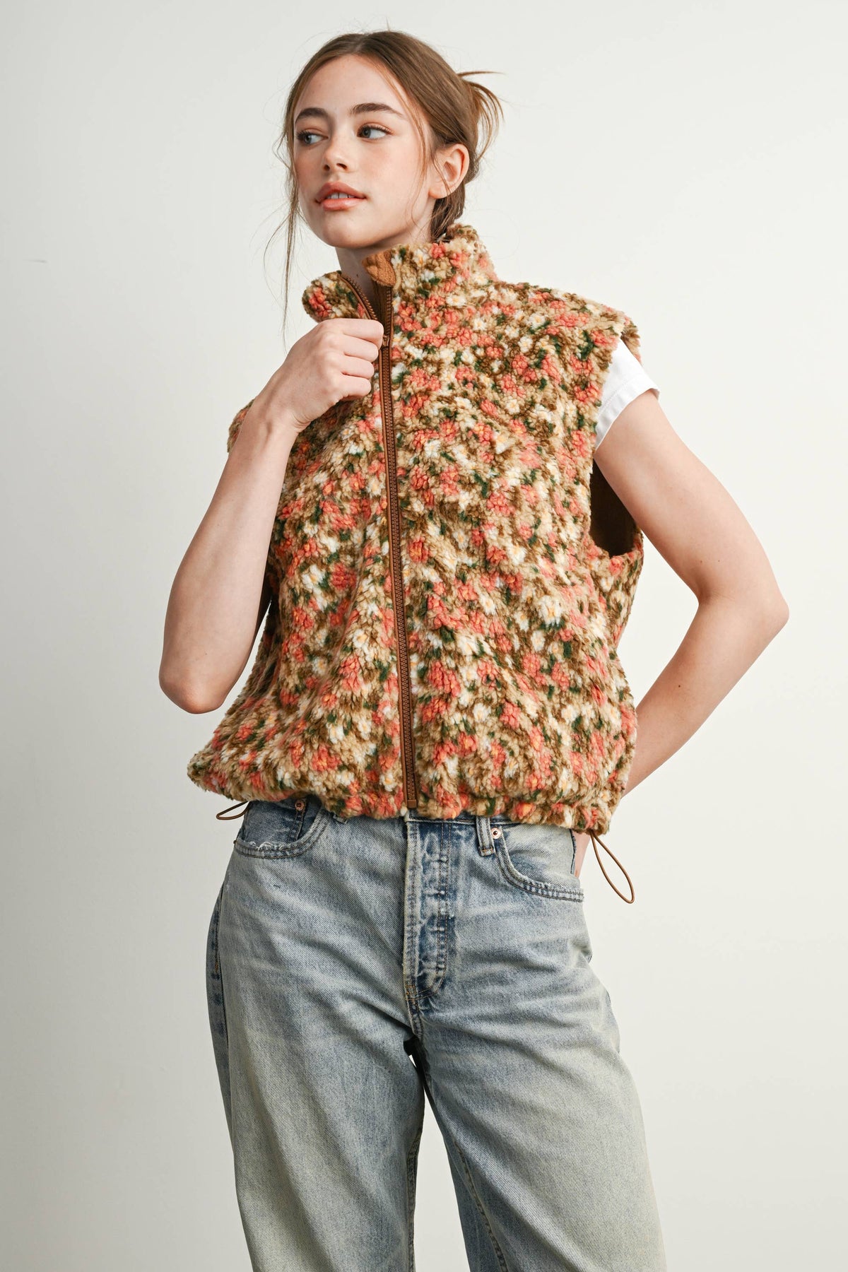 Ditsy Floral Sherpa Fleece Vest • Tan