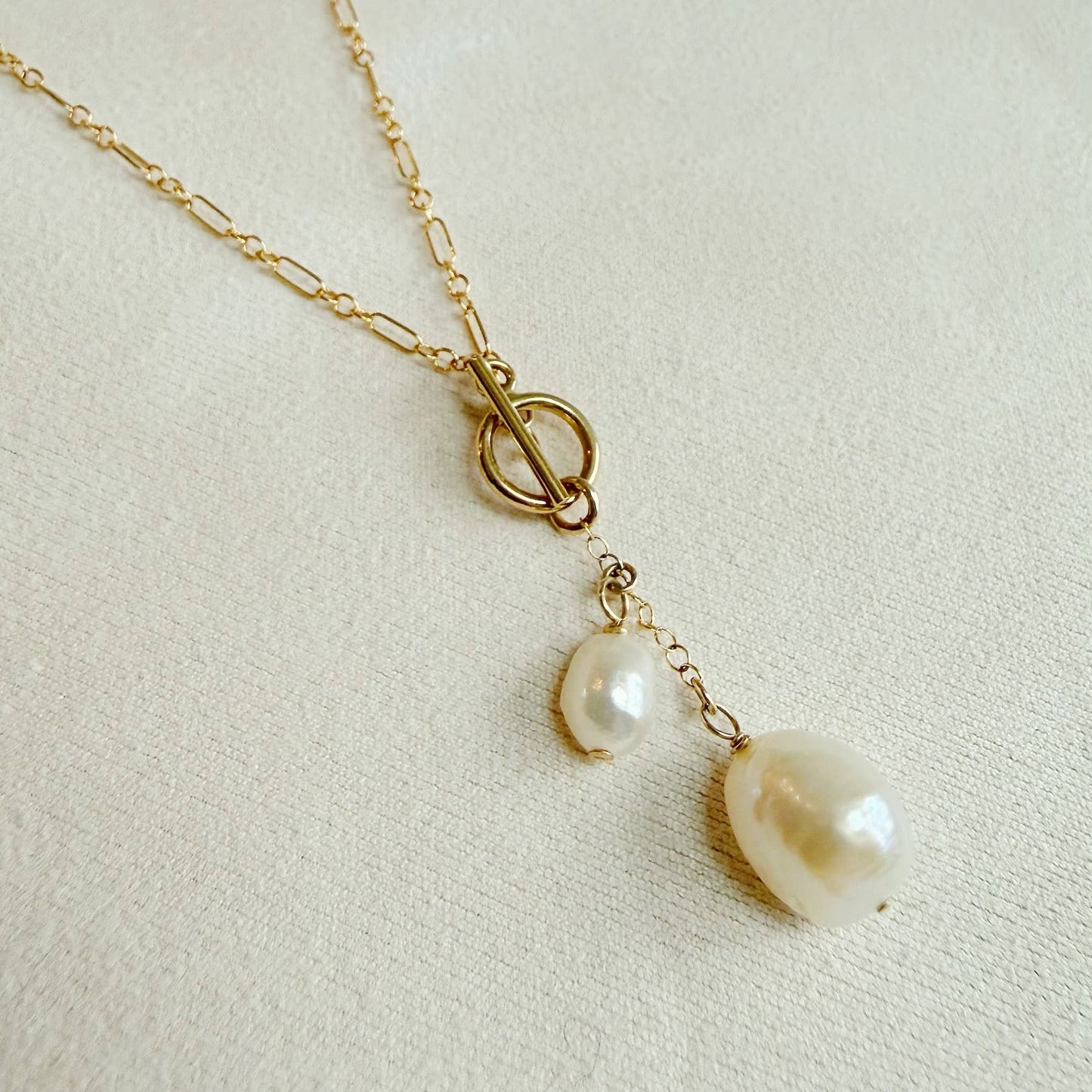 Brynn Pearl Toggle Necklace • Gold Filled