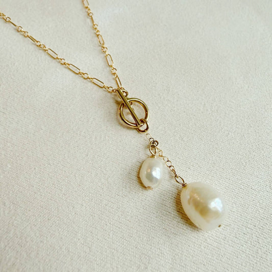 Brynn Pearl Toggle Necklace • Gold Filled