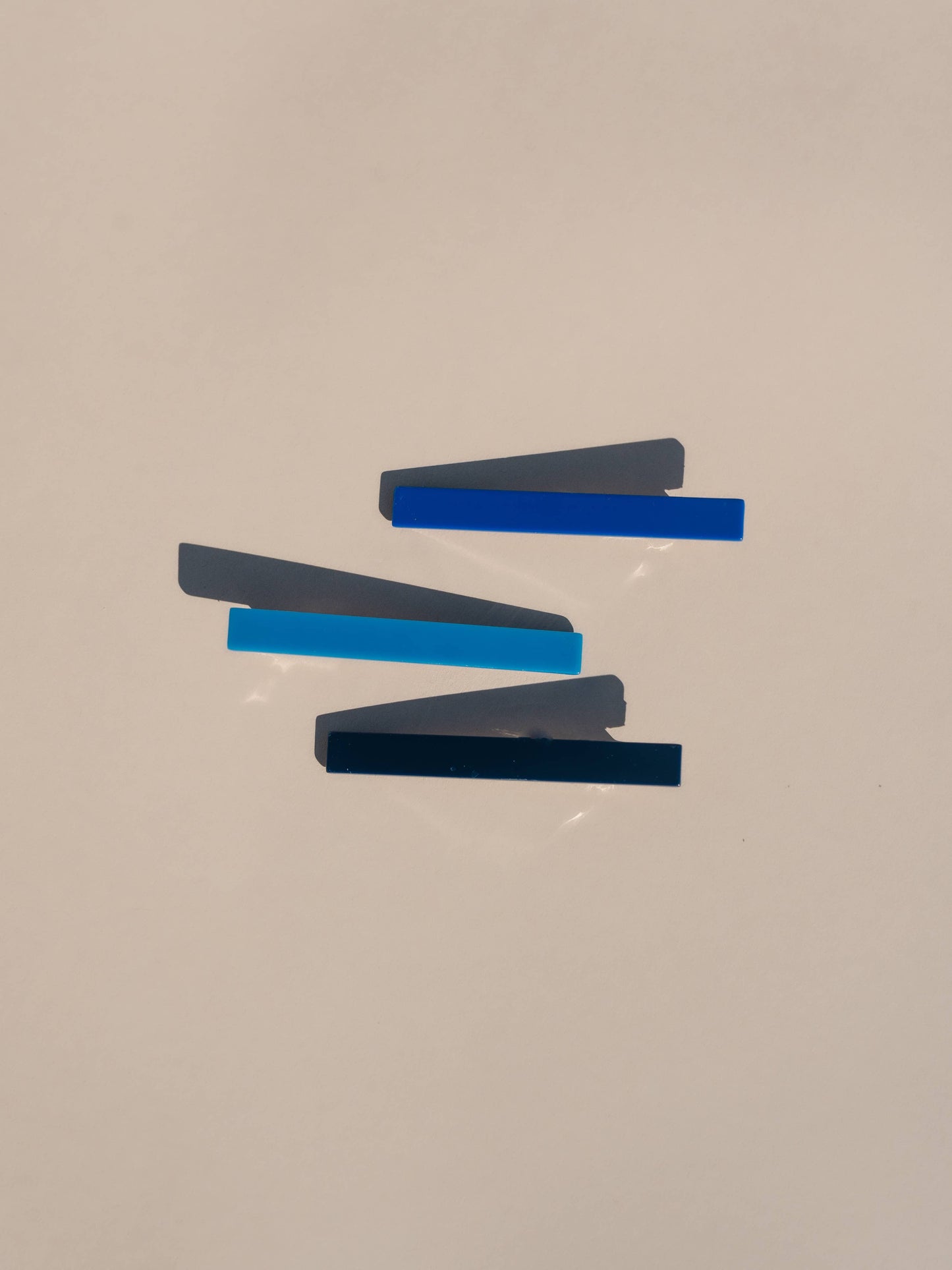 Nat + Noor • Evie Alligator Hair Clips • Blue Tones