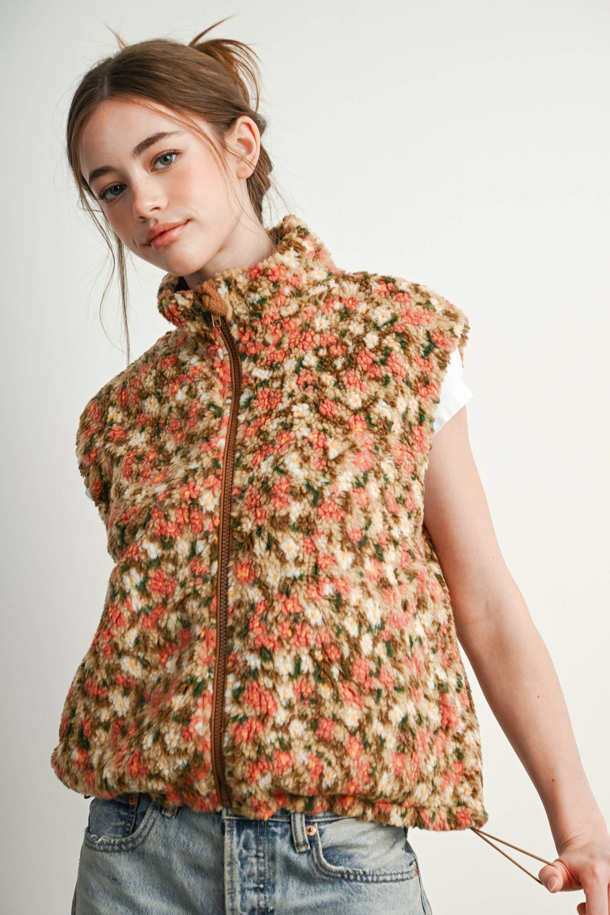 Ditsy Floral Sherpa Fleece Vest • Tan