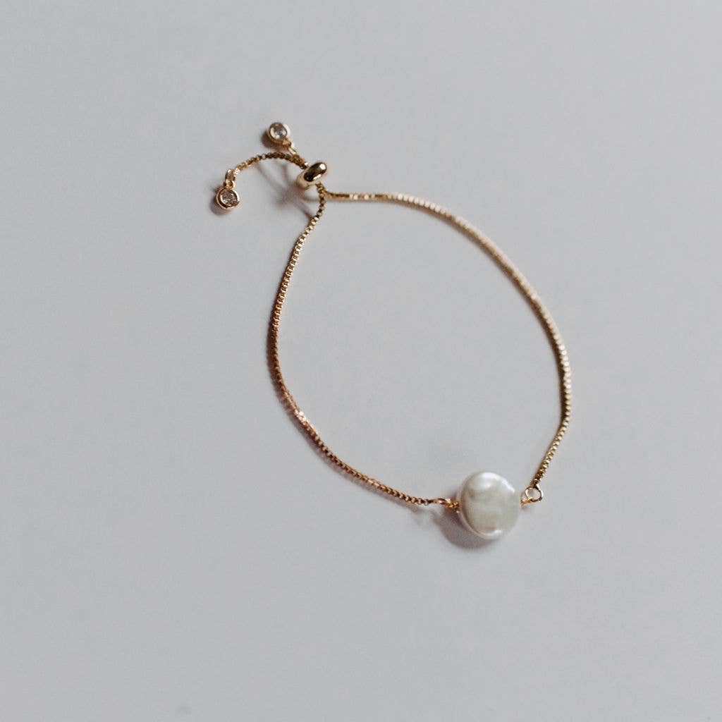 Lucy Adjustable Pearl Bracelet Gold Filled