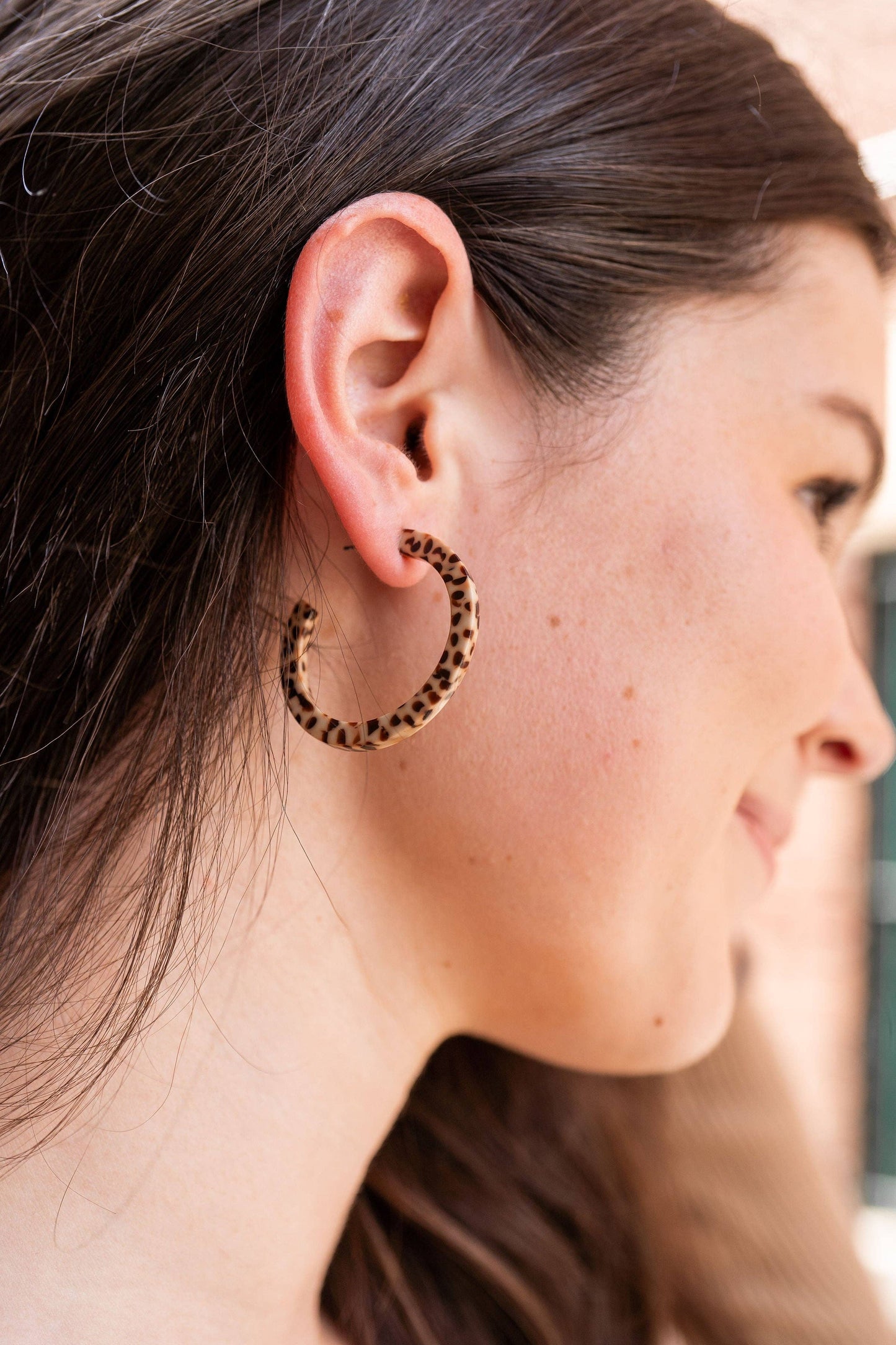 Camy Hoops • Brown Dot