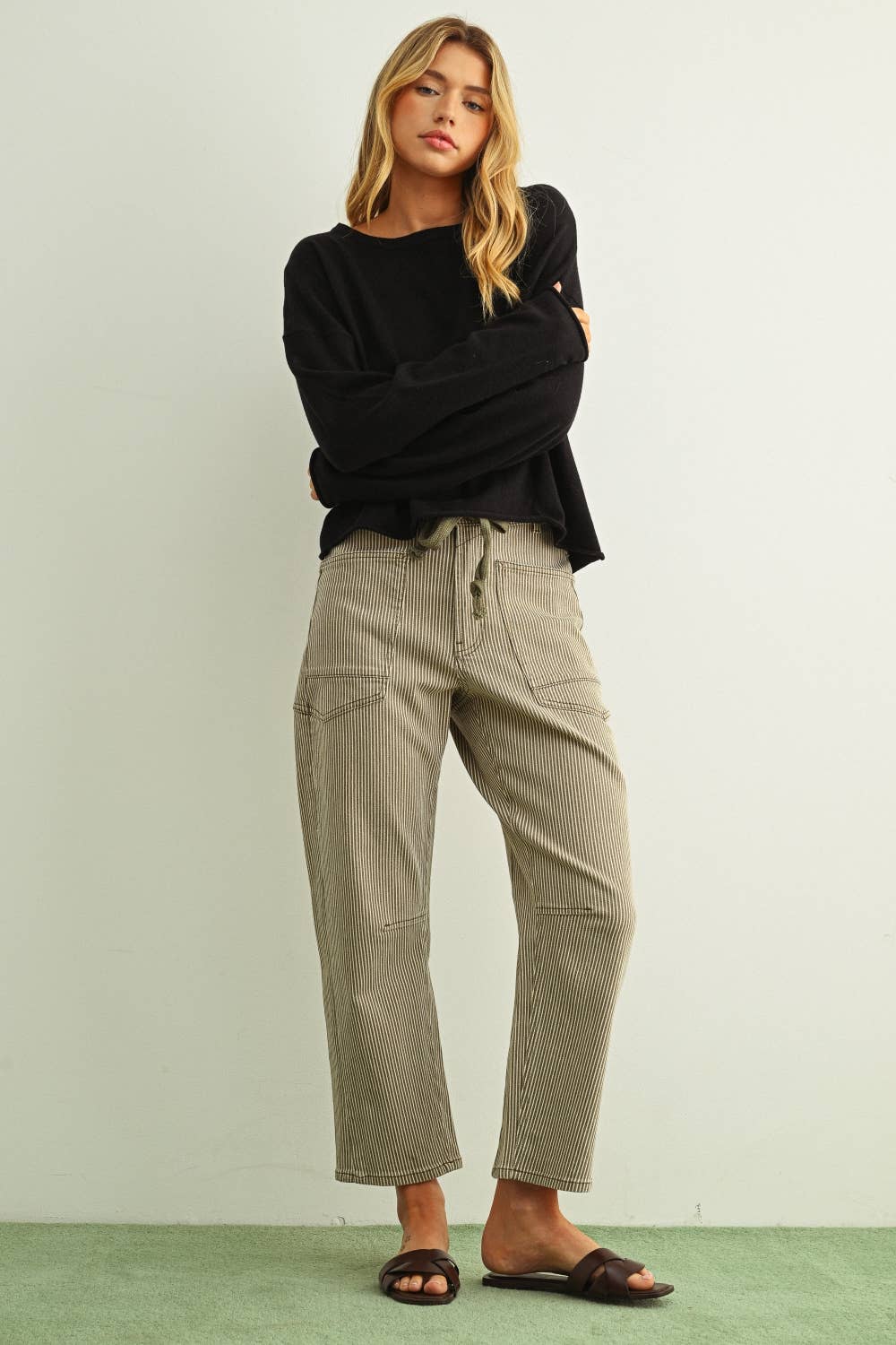 Lightweight Cotton Cashmere Sweater • Black