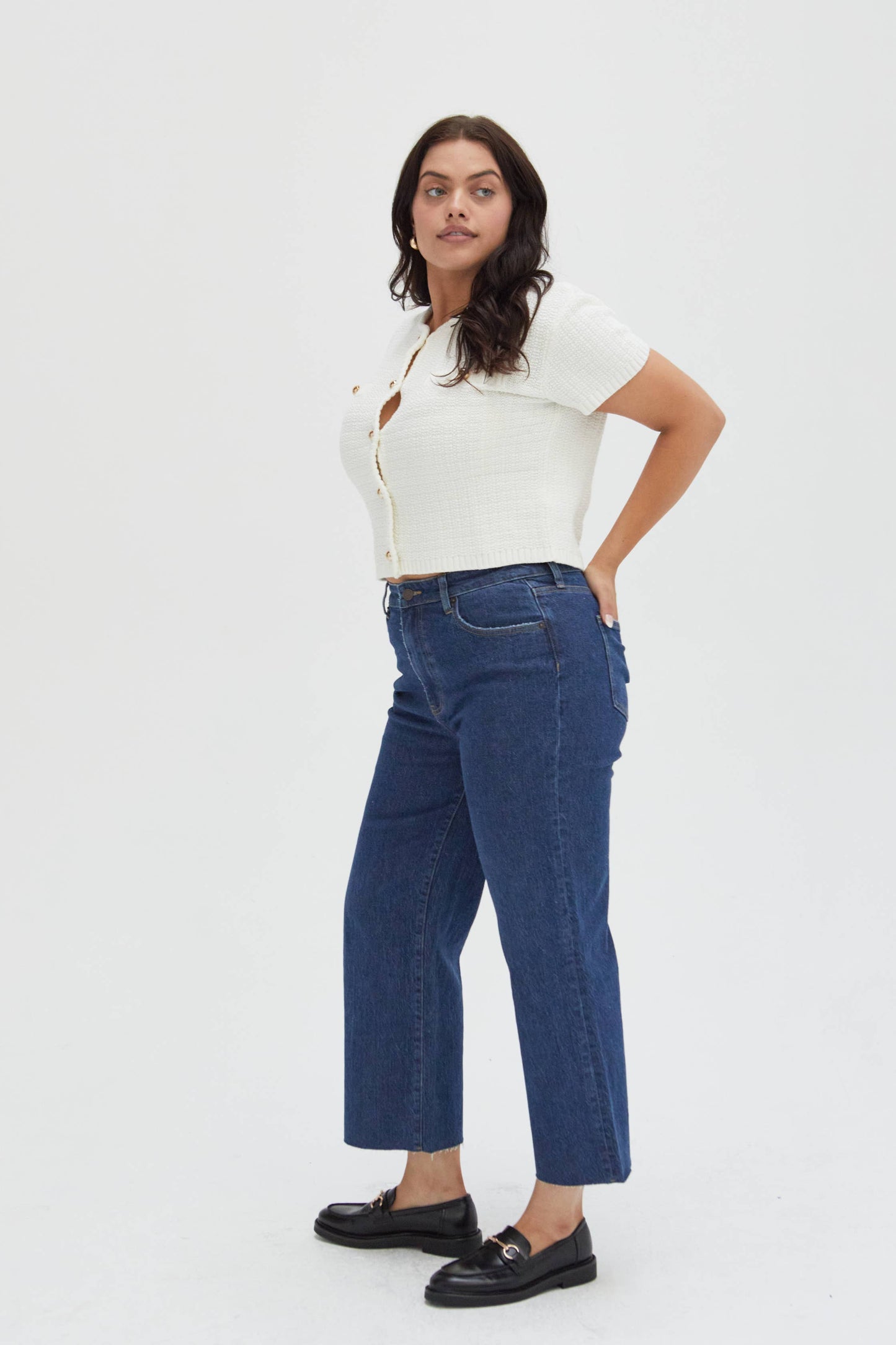 Oliver Logan • Aberdeen High Rise Wide Leg Crop Jean • Dark Western Wash