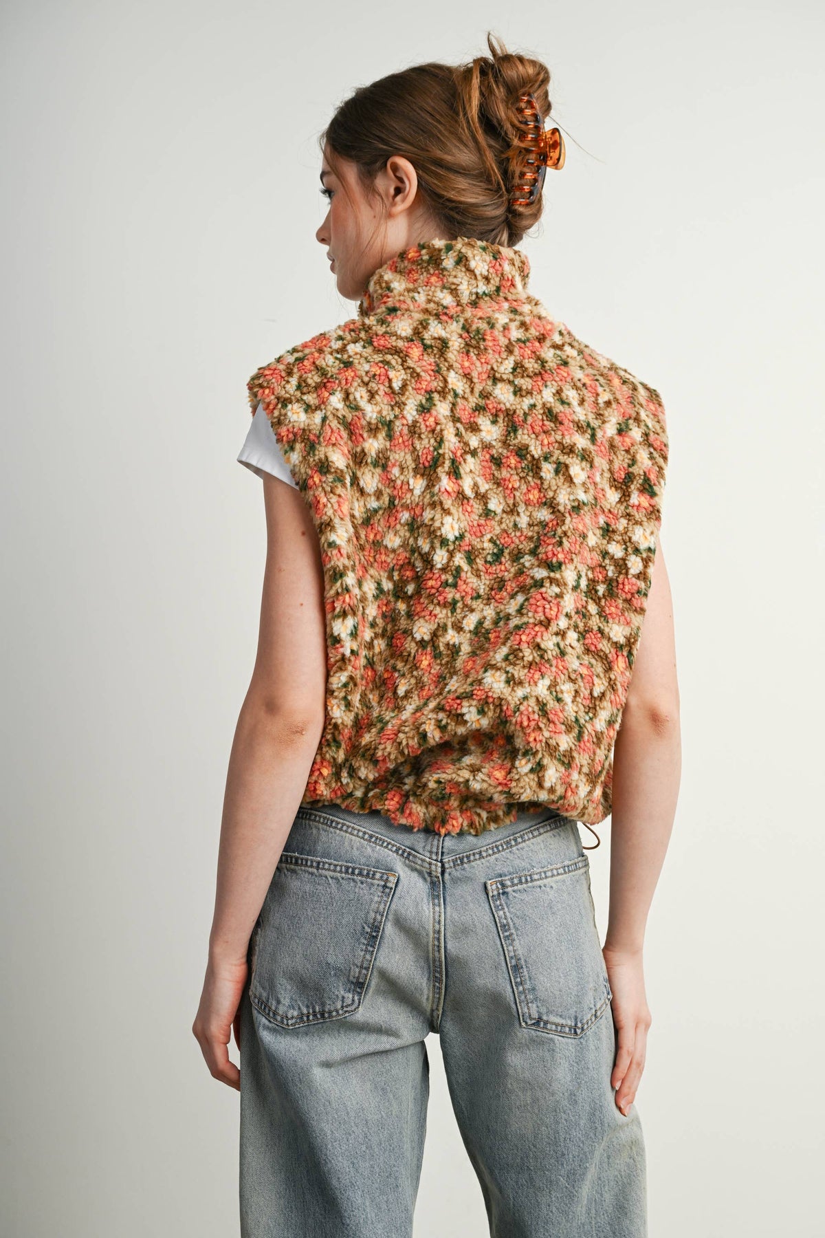 Ditsy Floral Sherpa Fleece Vest • Tan