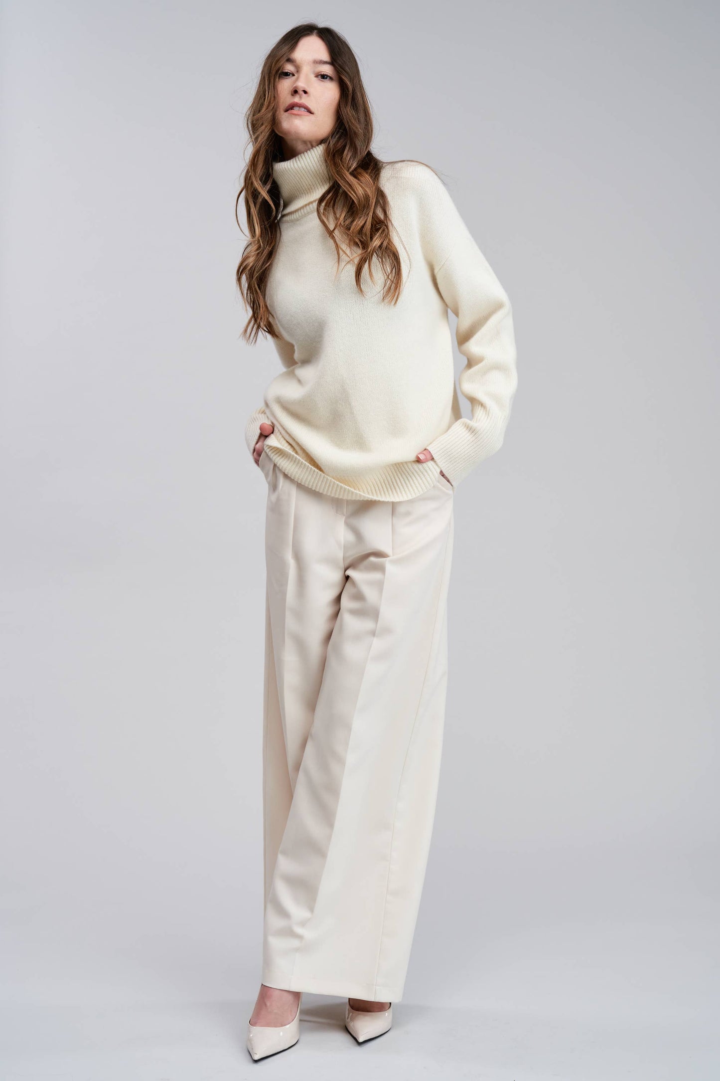 Flat White • Alaise Cashmere Wool Pullover Sweater • Cream