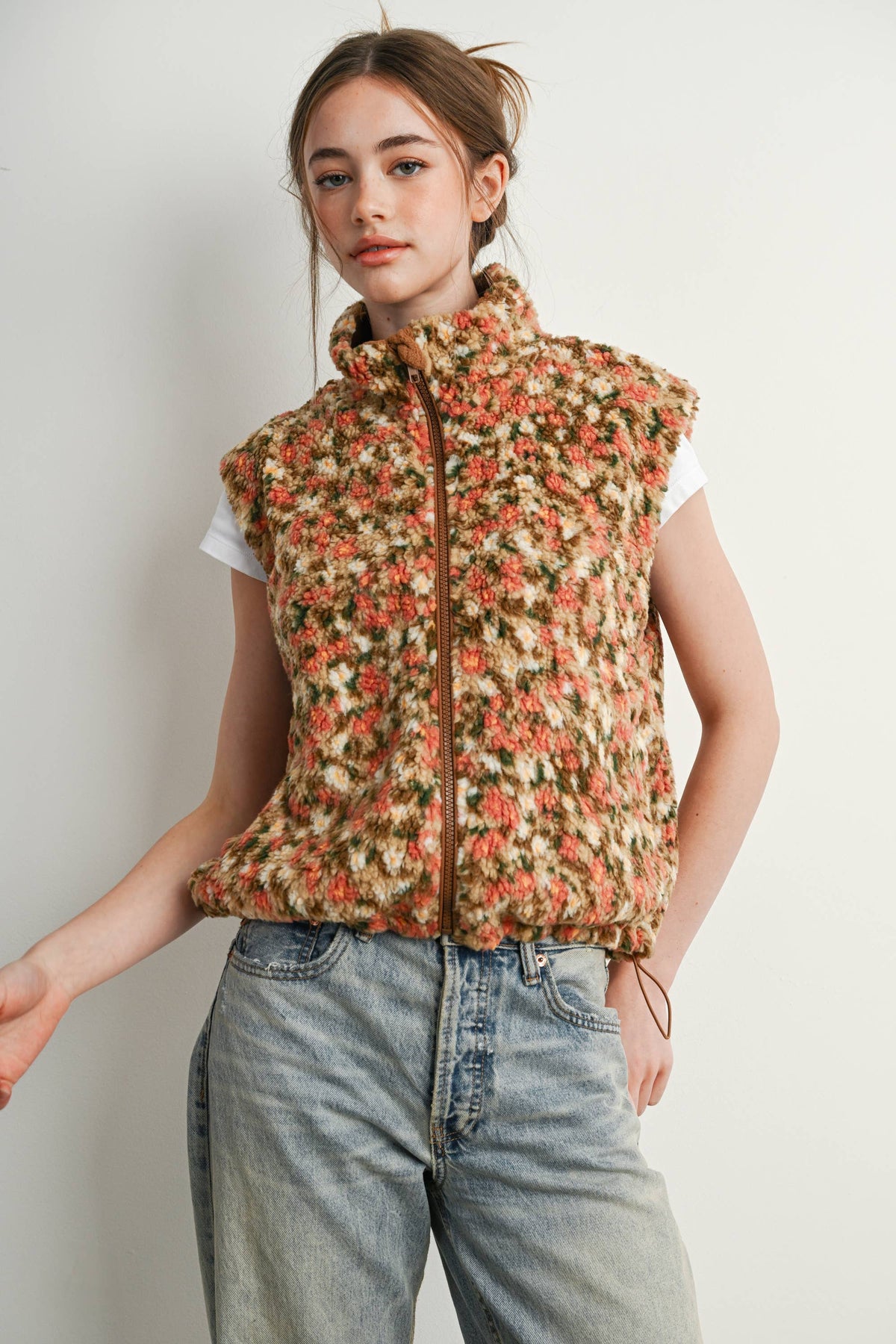 Ditsy Floral Sherpa Fleece Vest • Tan