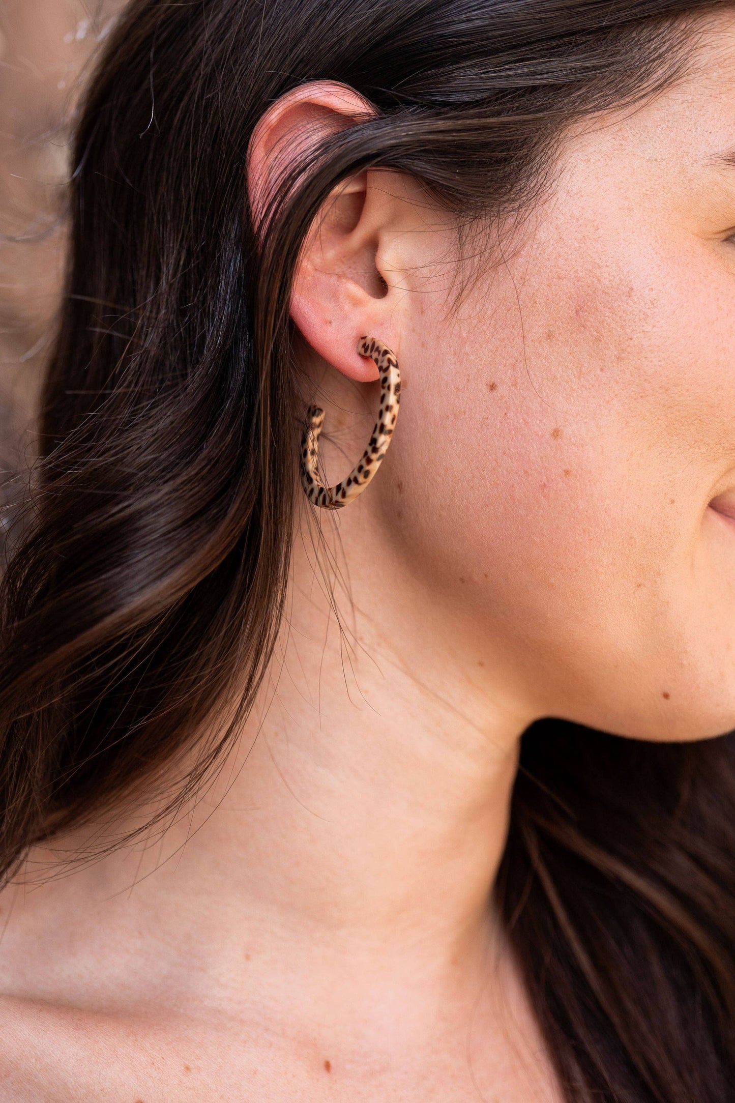 Camy Hoops • Brown Dot