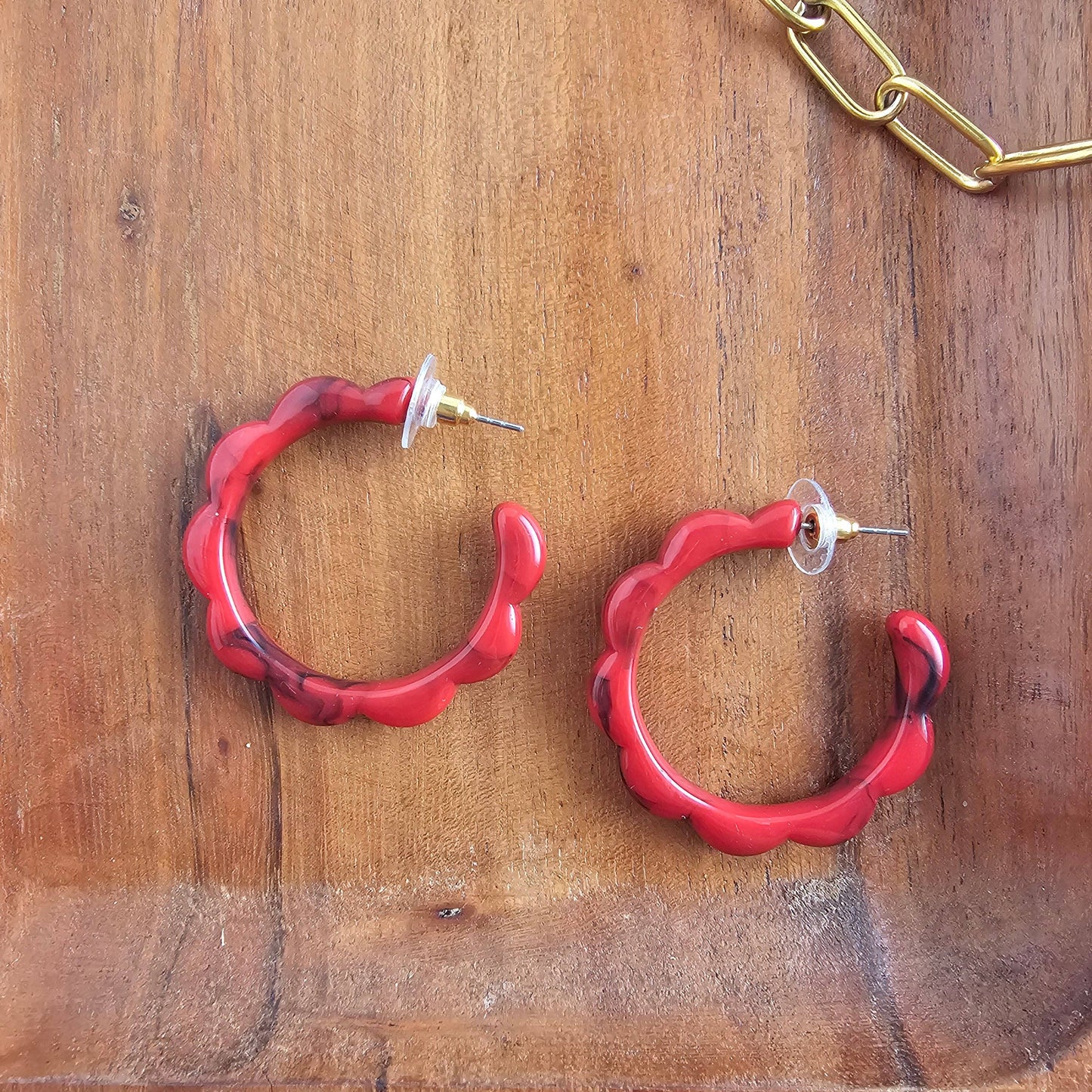 Scarlett Hoops • Crimson Red