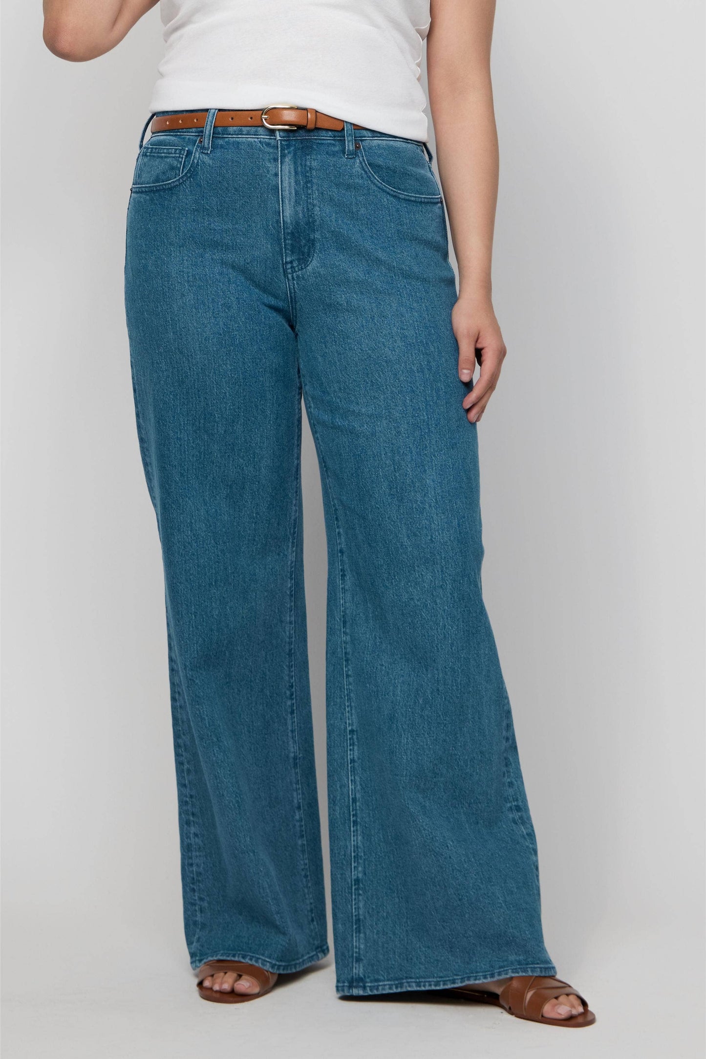 Oliver Logan • Andrews High Rise Extra Wide Leg Jean • Medium Wash