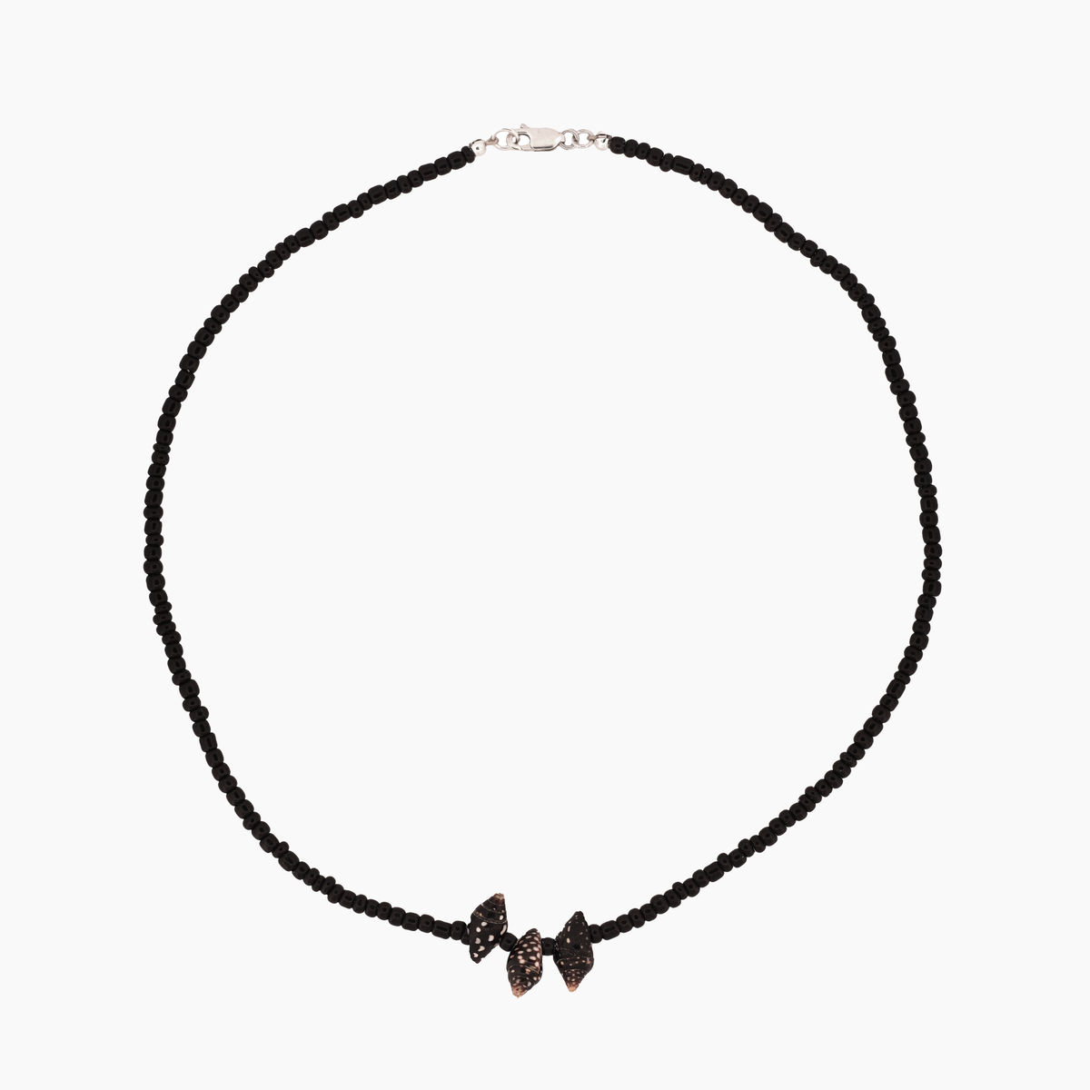 The Tide Necklace Seashells & Beads Black