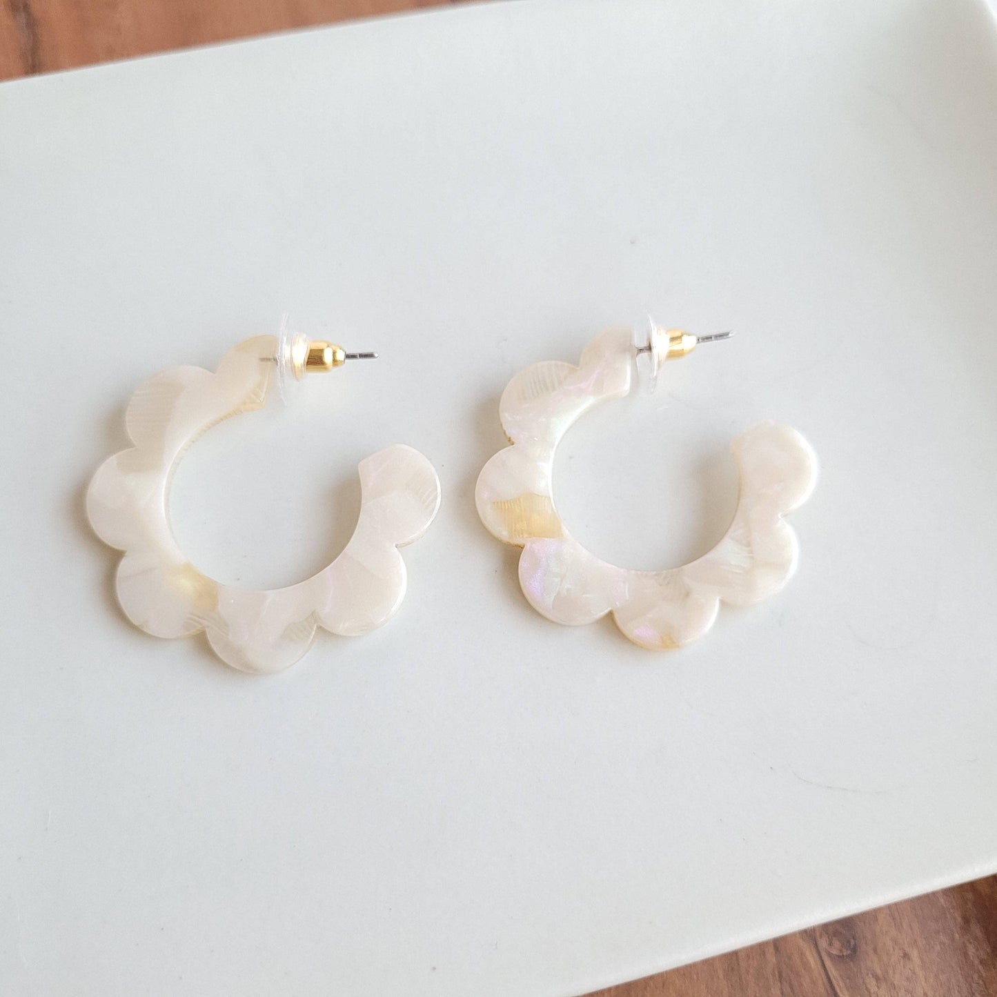 Flora Hoops • Cream
