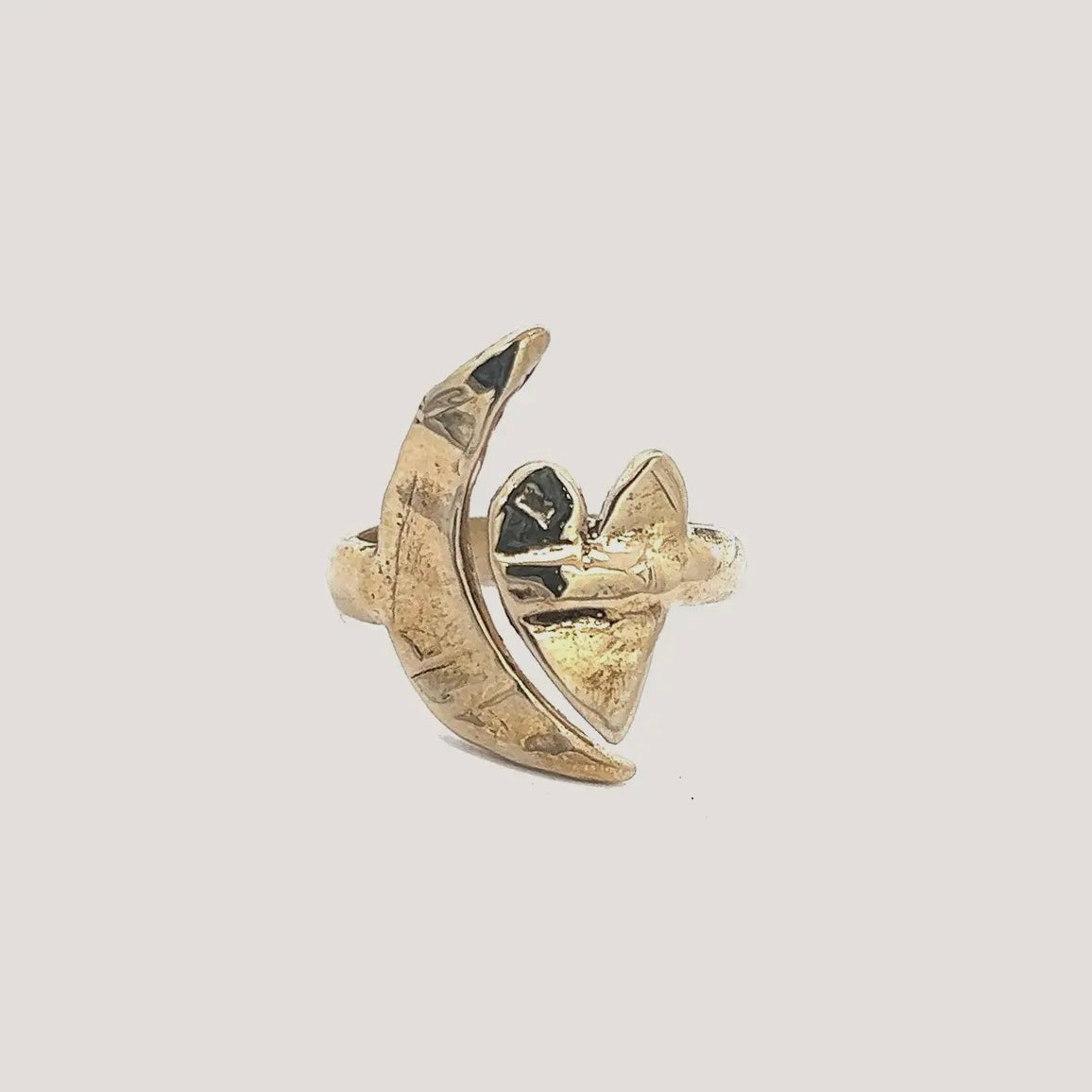 Dea Dia • Artemis Moon & Heart Ring • Brass