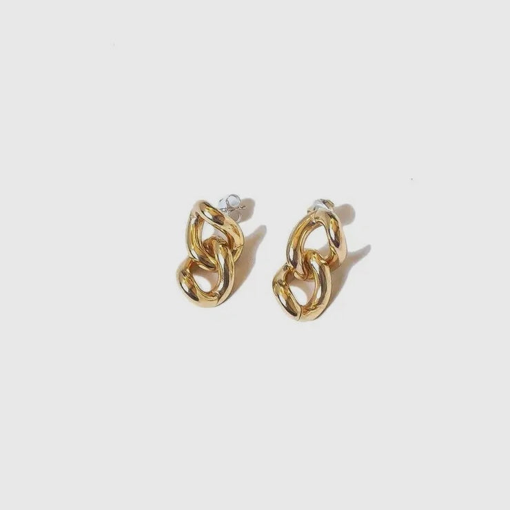 Dea Dia • Chunky Chain Link Stud Earrings • Gold