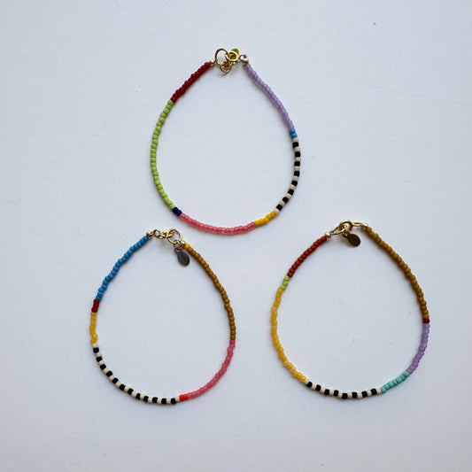 Seed Bead Bracelet • Multicolored