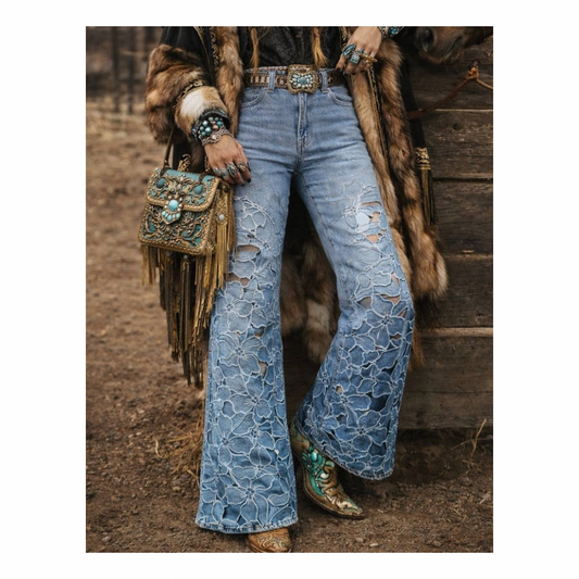Nu Vintage • La Rosa Canyon Lace Jean • Light Wash
