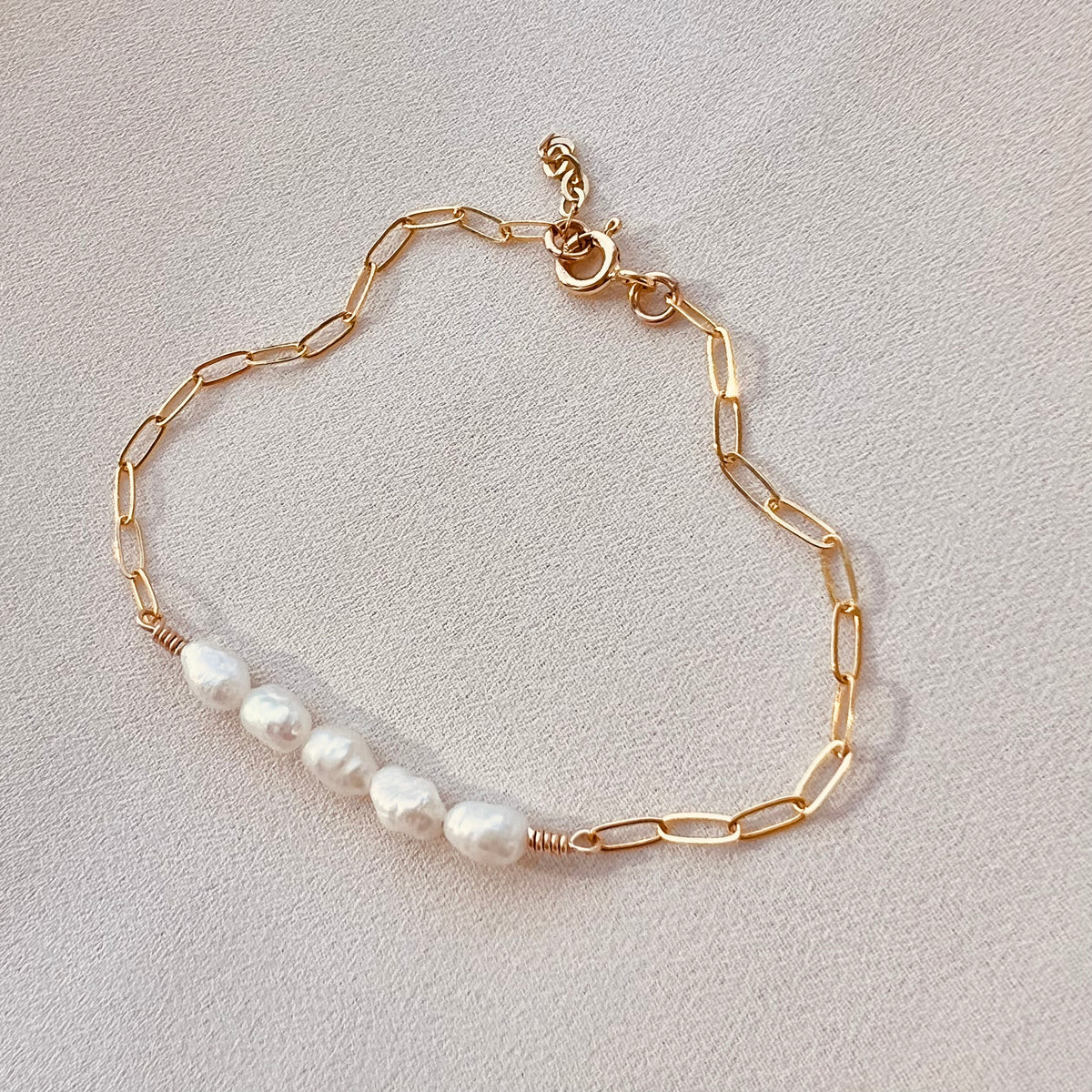 In Situ • Vive Pearl Link Bracelet • 14K Gold Fill