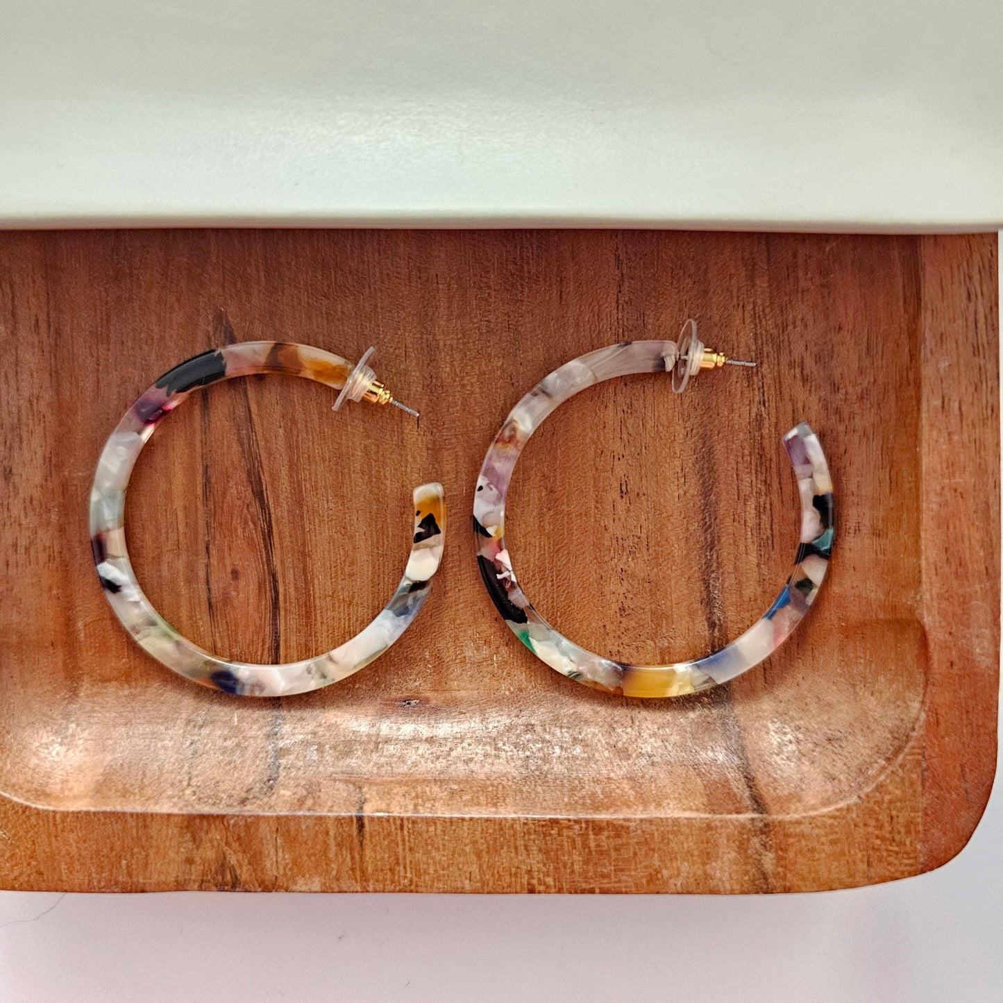 Cameron Hoops •  Multicolor