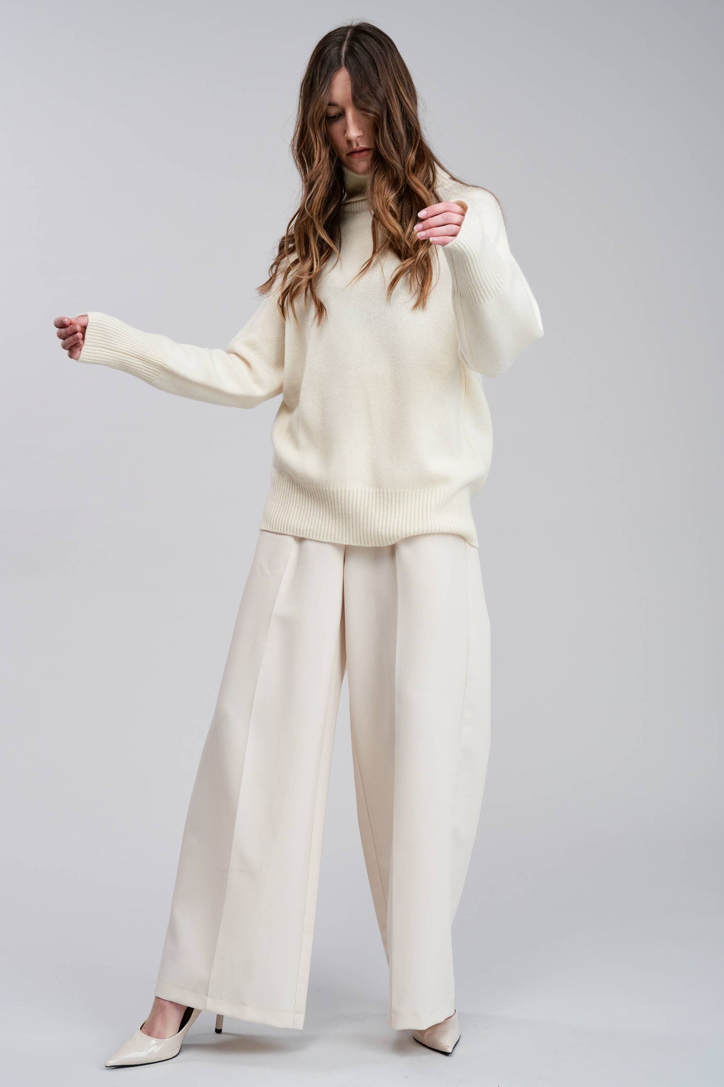 Flat White • Alaise Cashmere Wool Pullover Sweater • Cream