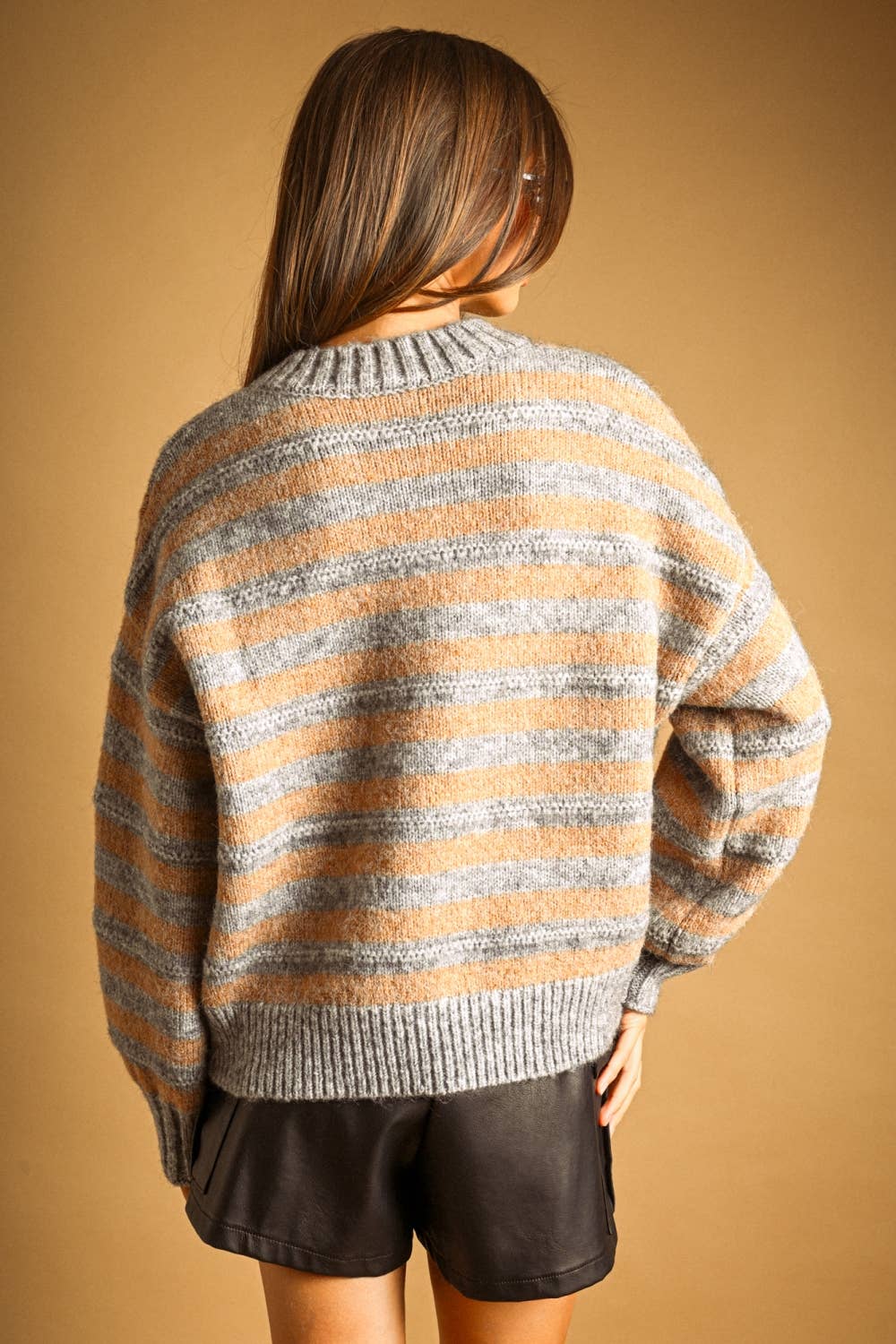 Oversized Striped Pulliver Sweater • Khaki & Grey