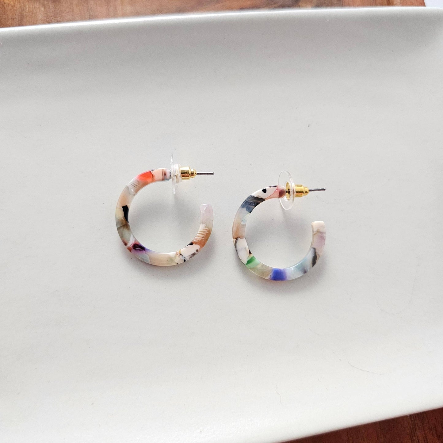 Cam Mini Hoops • Multicolor