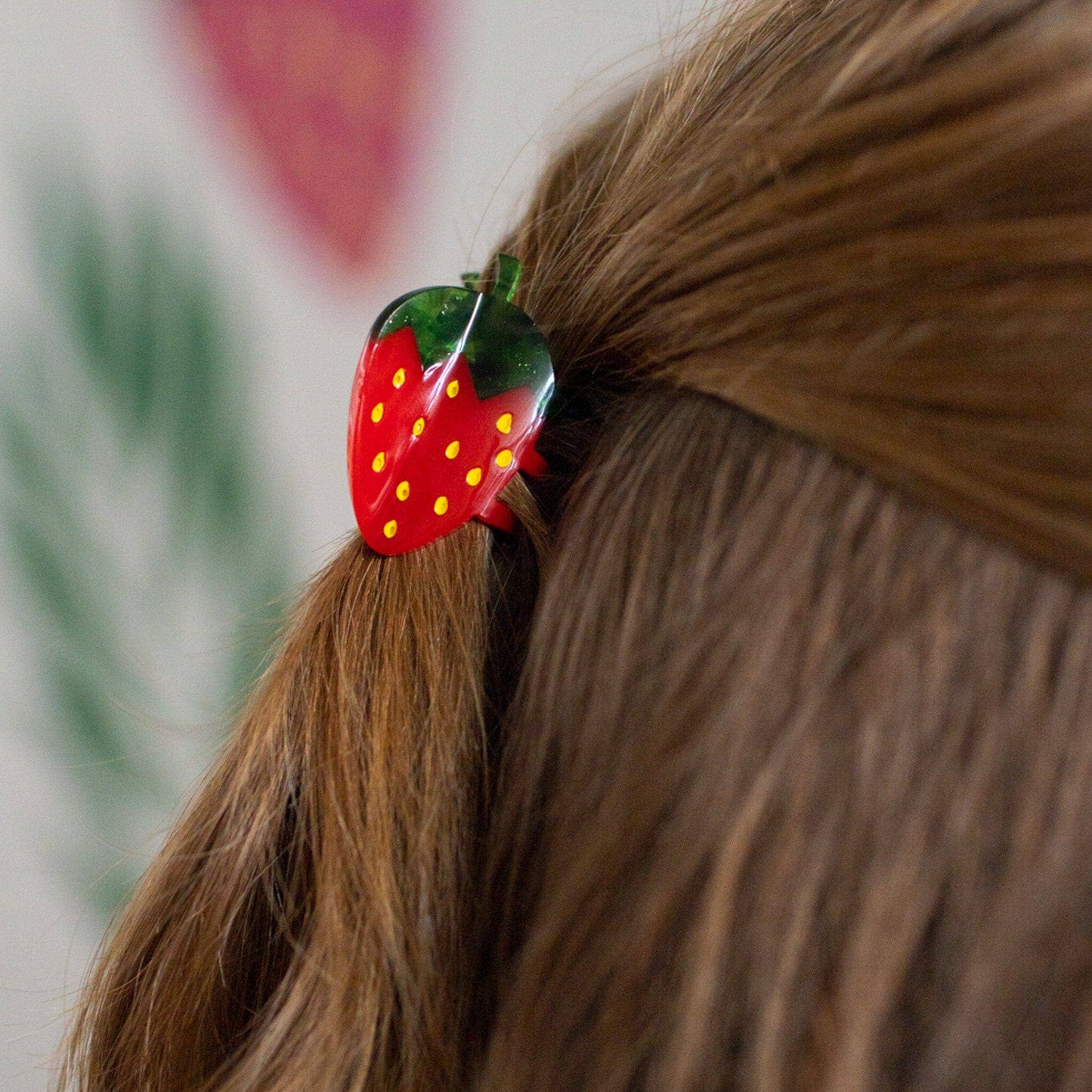 Jenny Lemons • Mini Strawberry Hair Claw