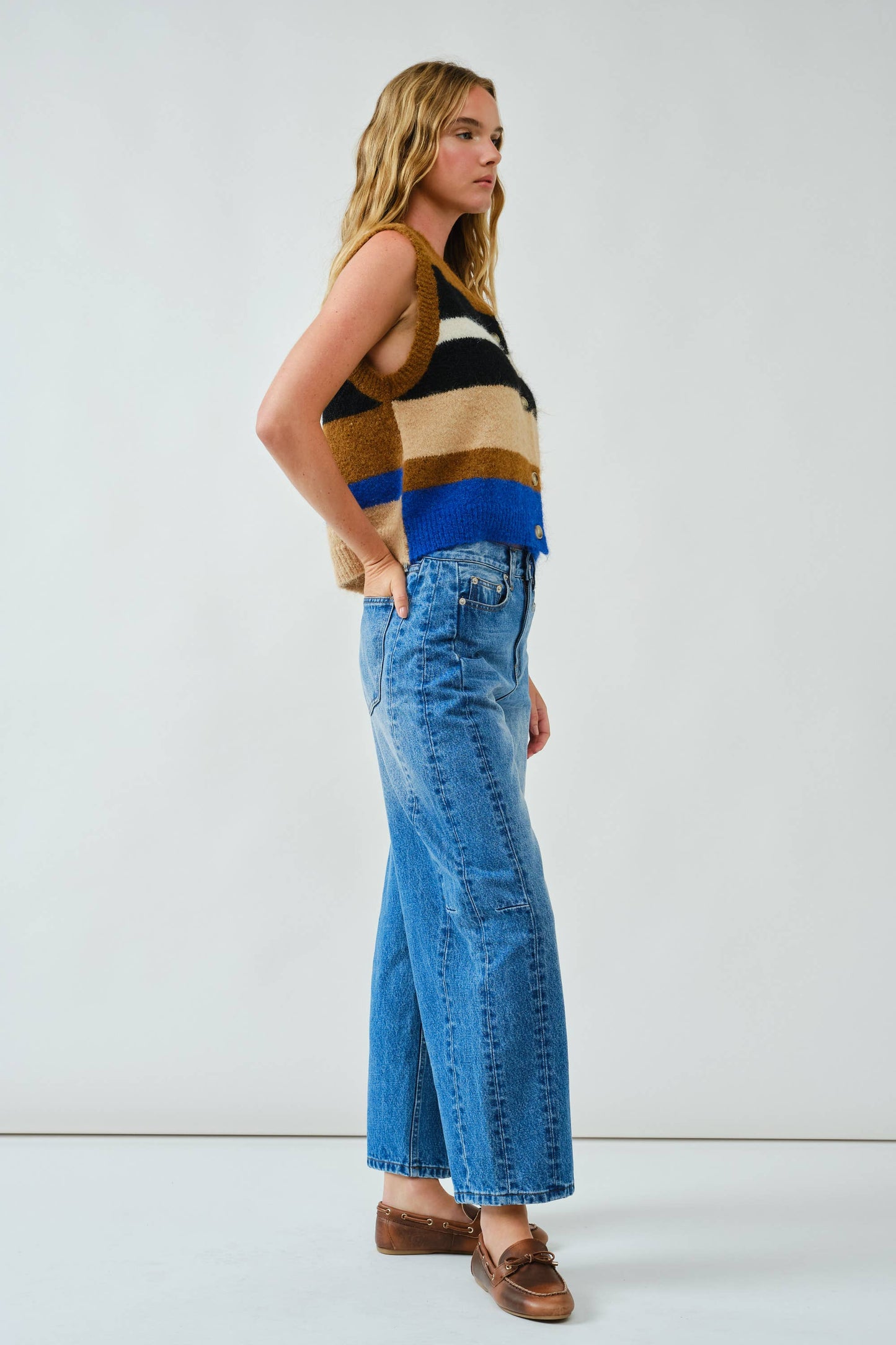 Relaxed Barrel Denim • Medium Wash