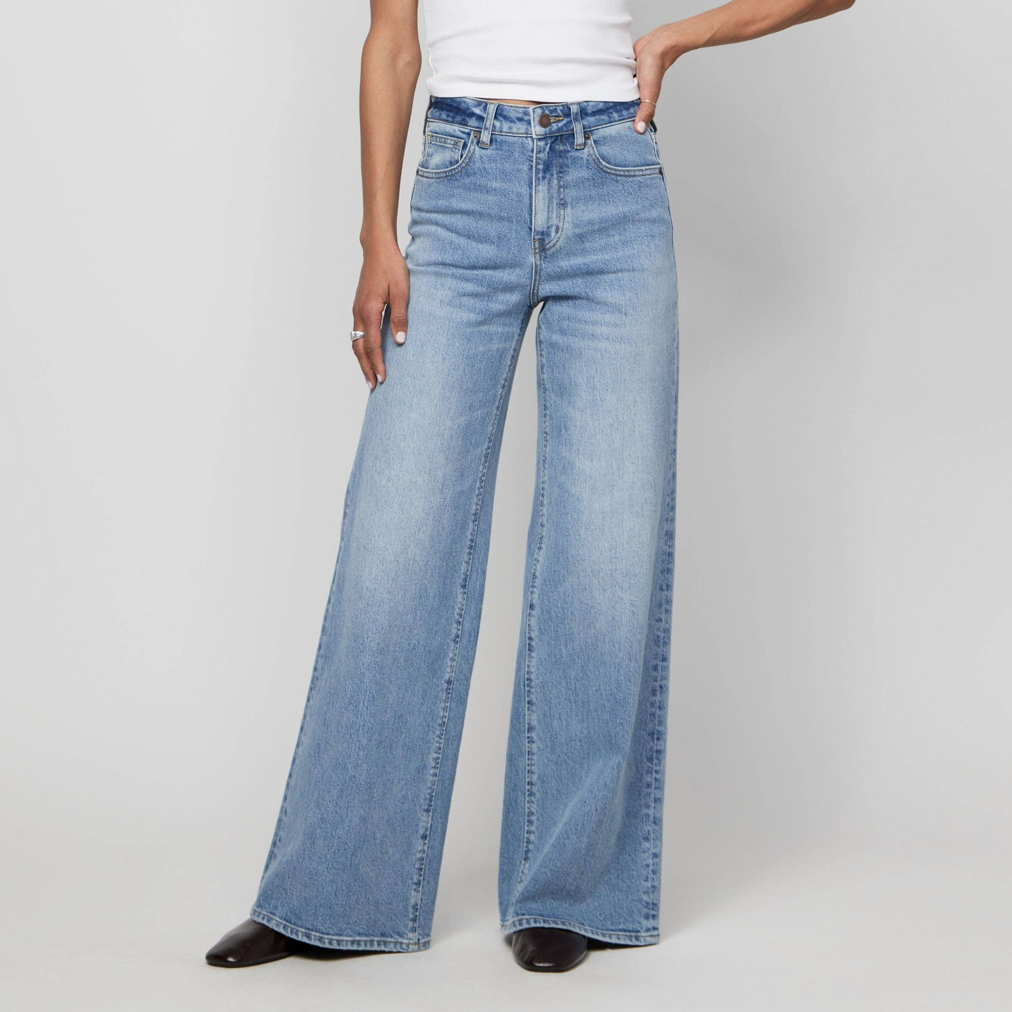 Oliver Logan • Andrews High Rise Extra Wide Leg • Classic Vintage