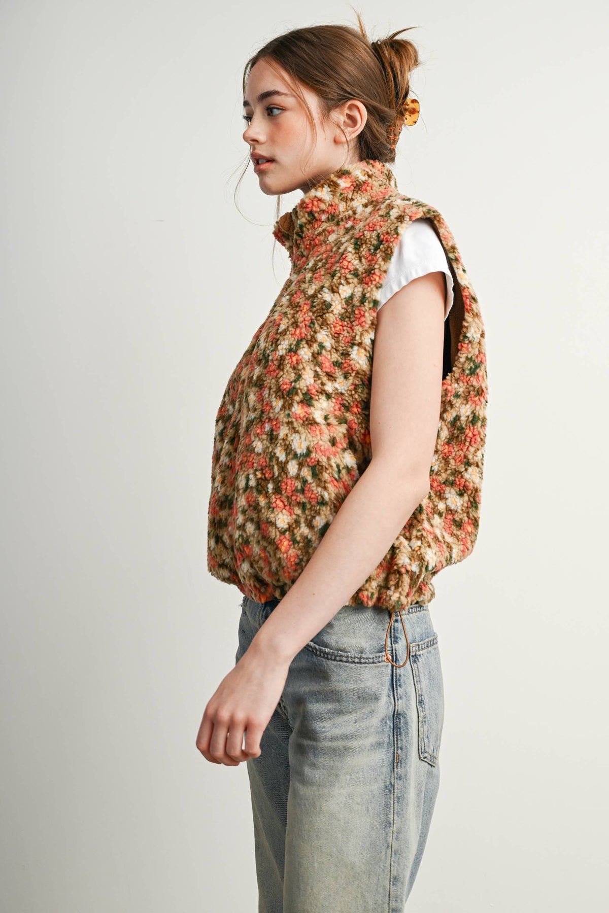 Ditsy Floral Sherpa Fleece Vest • Tan