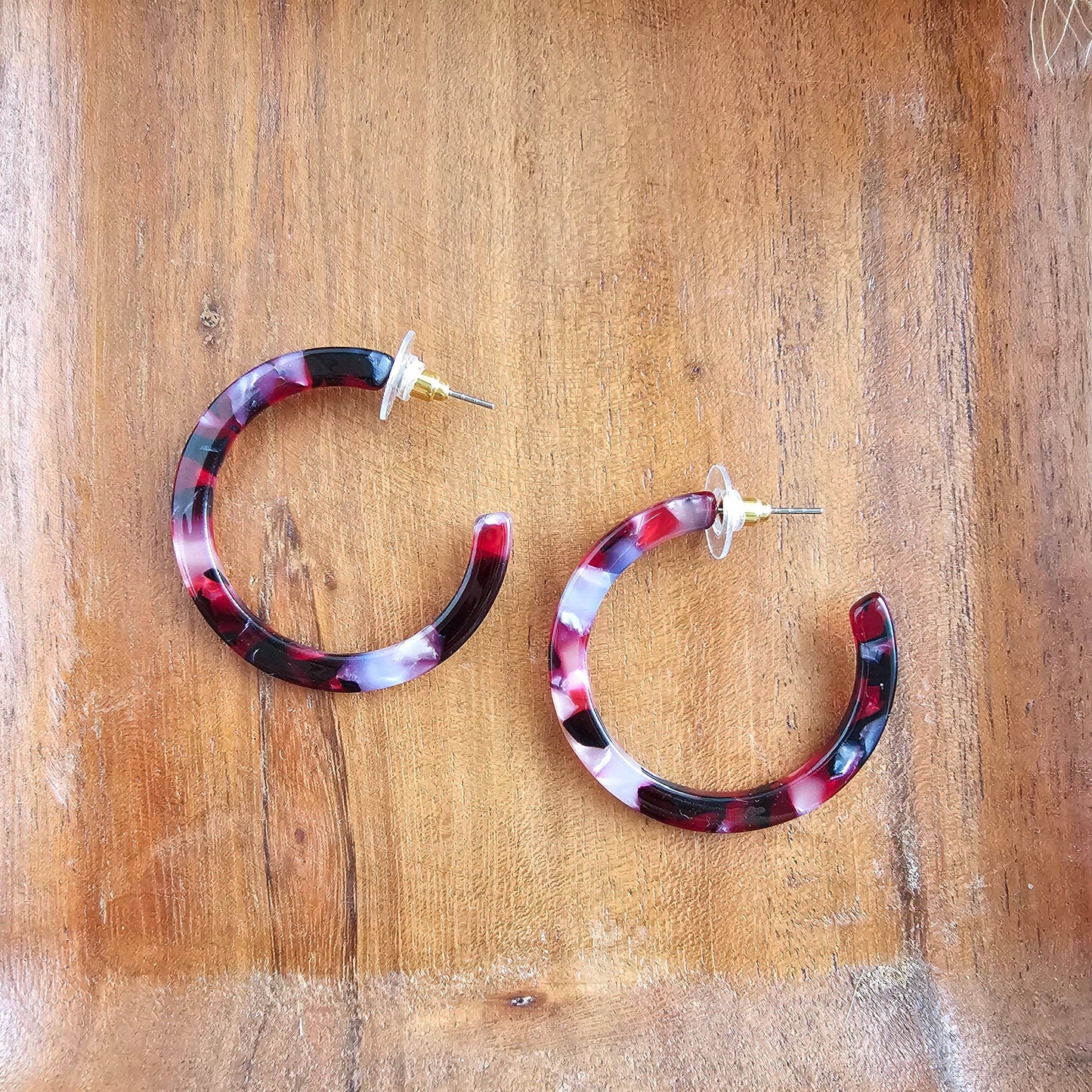 Camy Hoops • Burgundy