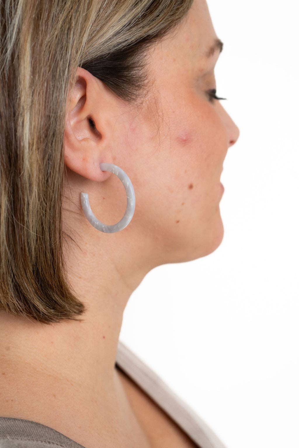 Camy Hoops • Pearl