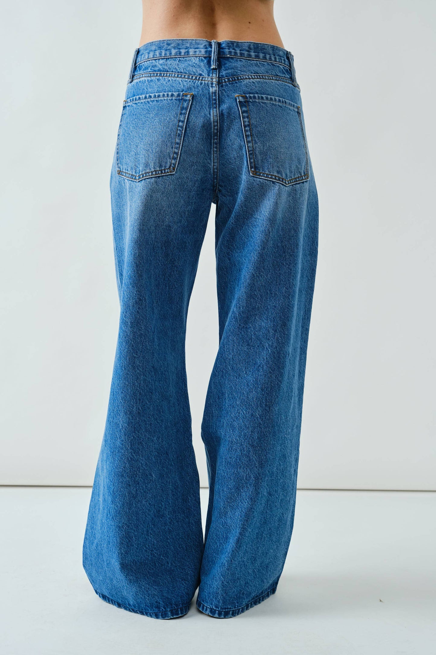 Relaxed Western Twist Wide Leg Denim Medium Wash
