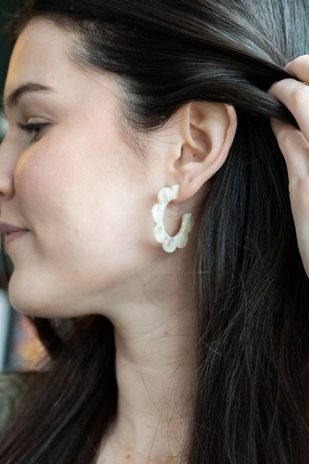 Flora Hoops • Cream