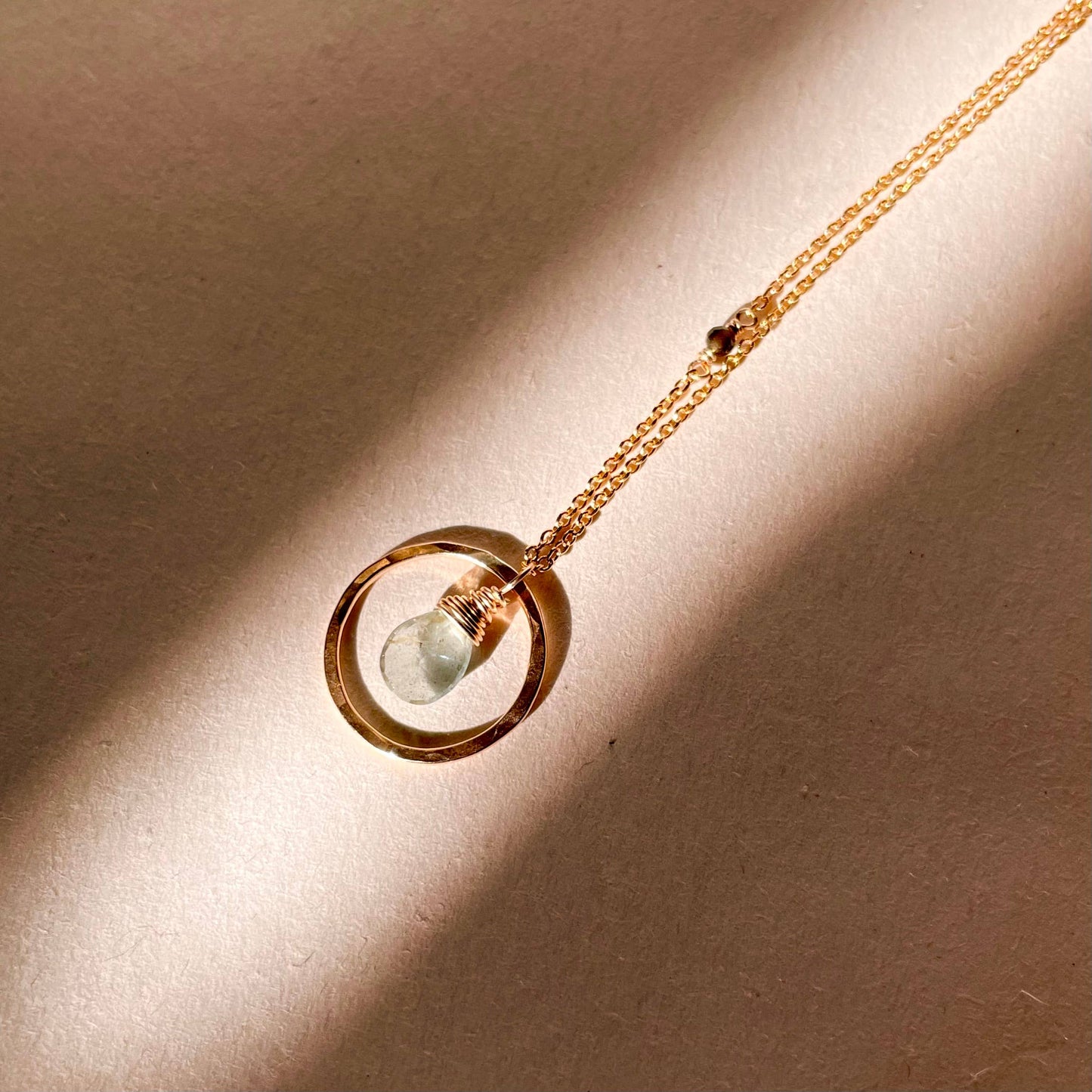 Single Circle and Stone Necklace: Gold Filled / Amethyst