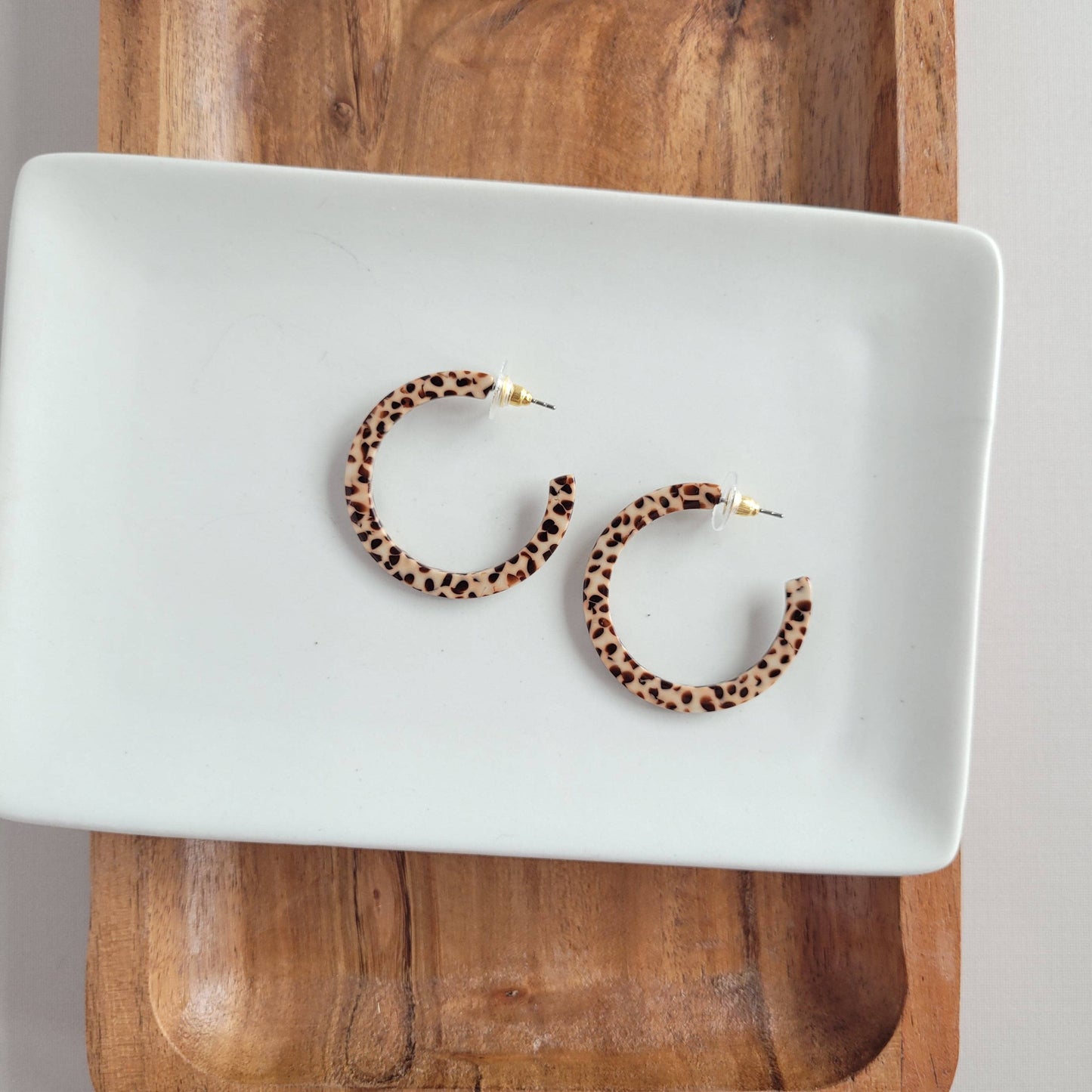Camy Hoops • Brown Dot