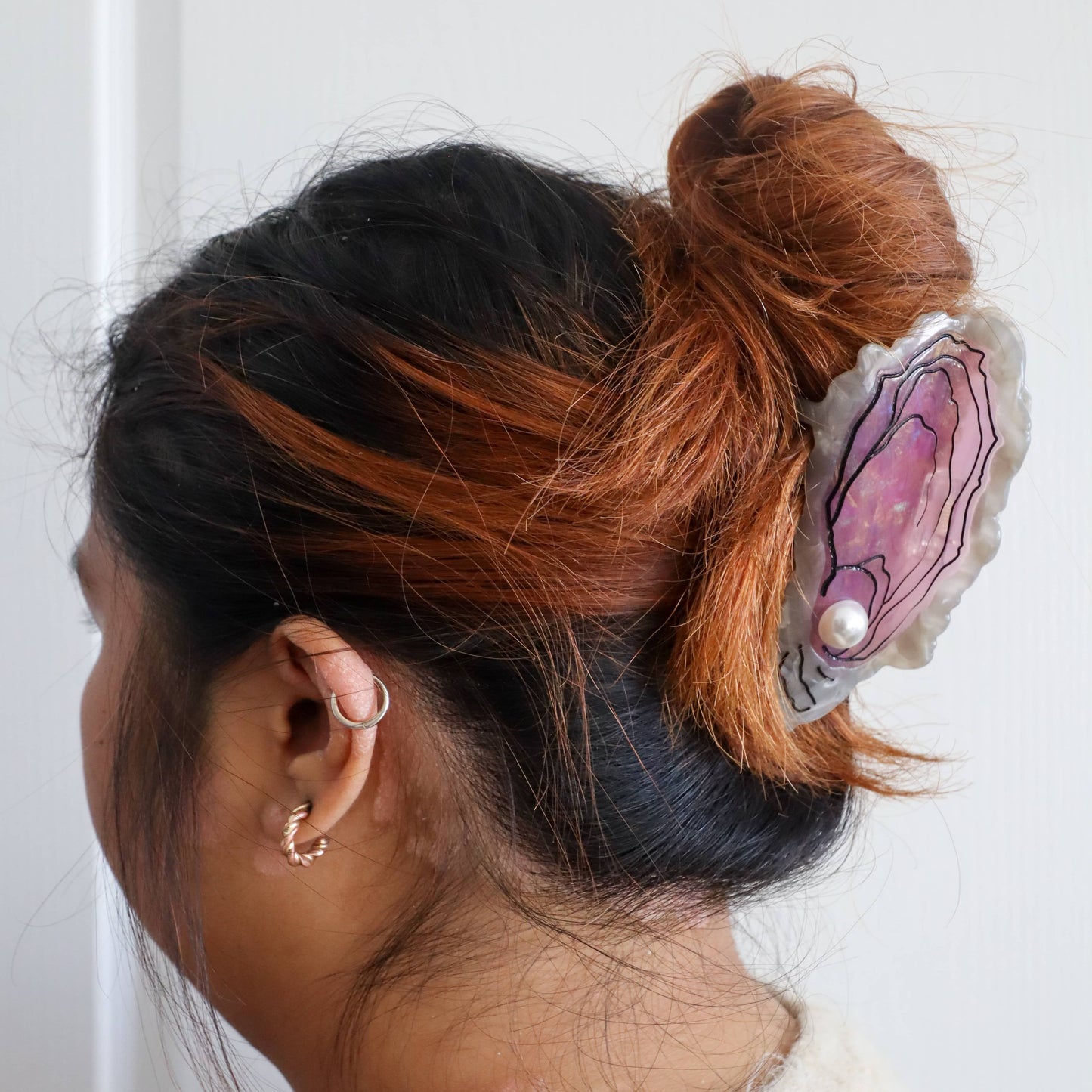 Jenny Lemons • Oyster Hair Claw Clip • Large