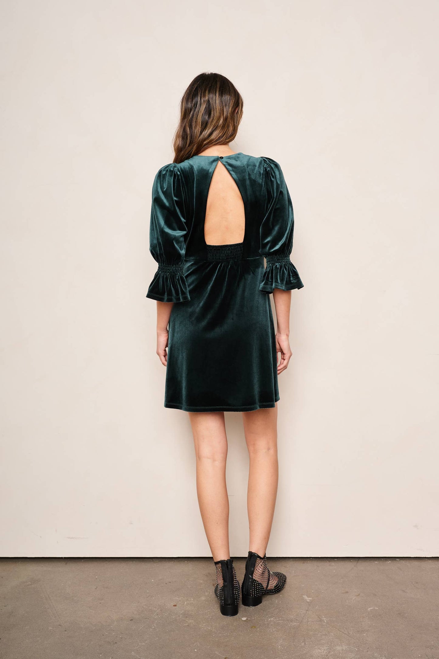 D. RA • Phoebe Velvet Dress • Emerald Green