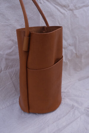 Charlie’s Goods Handmade Modern Bucket Bag Saddle Tan